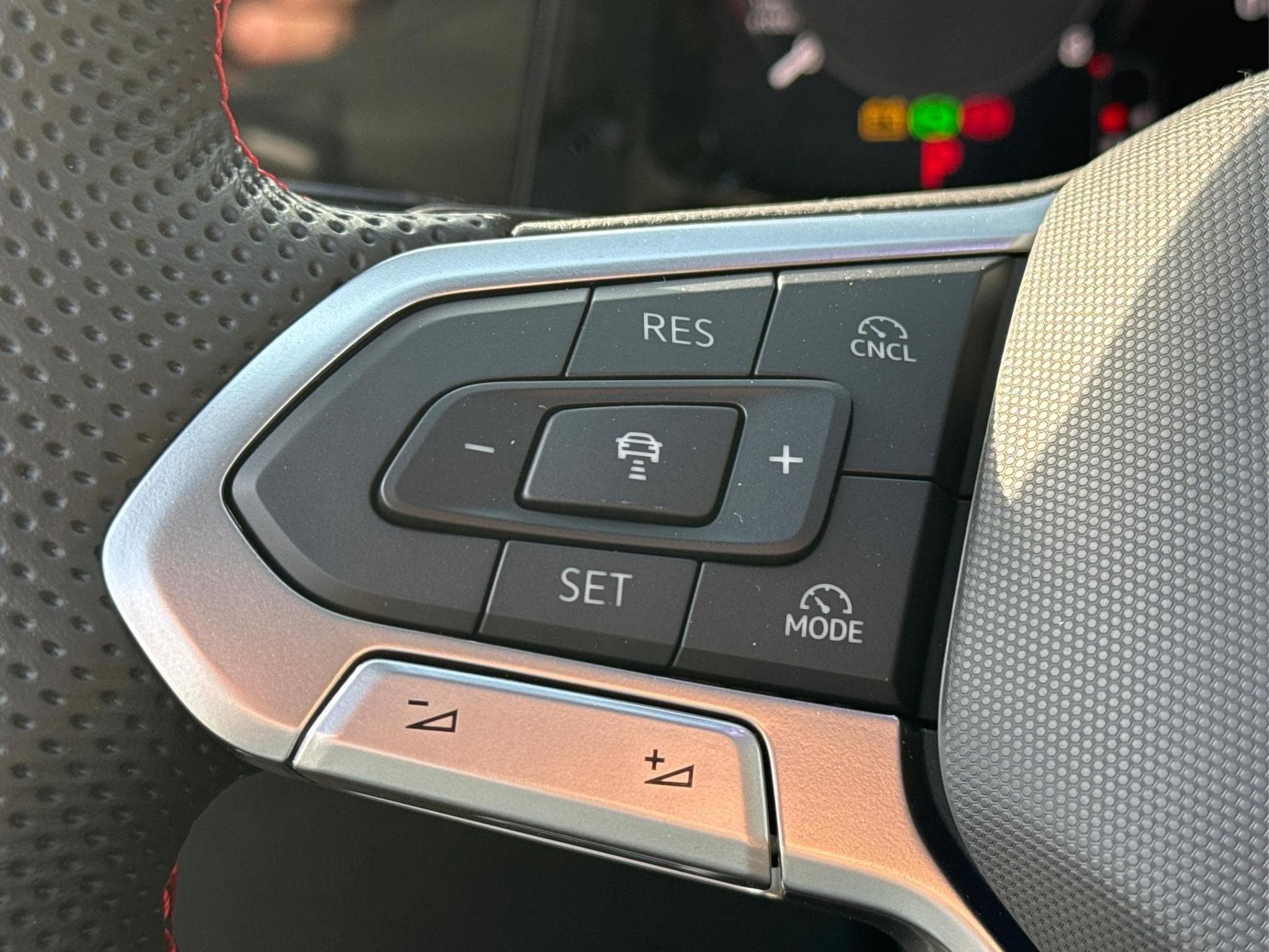 VW Golf GTI Clubsport (2026) - Foto 20