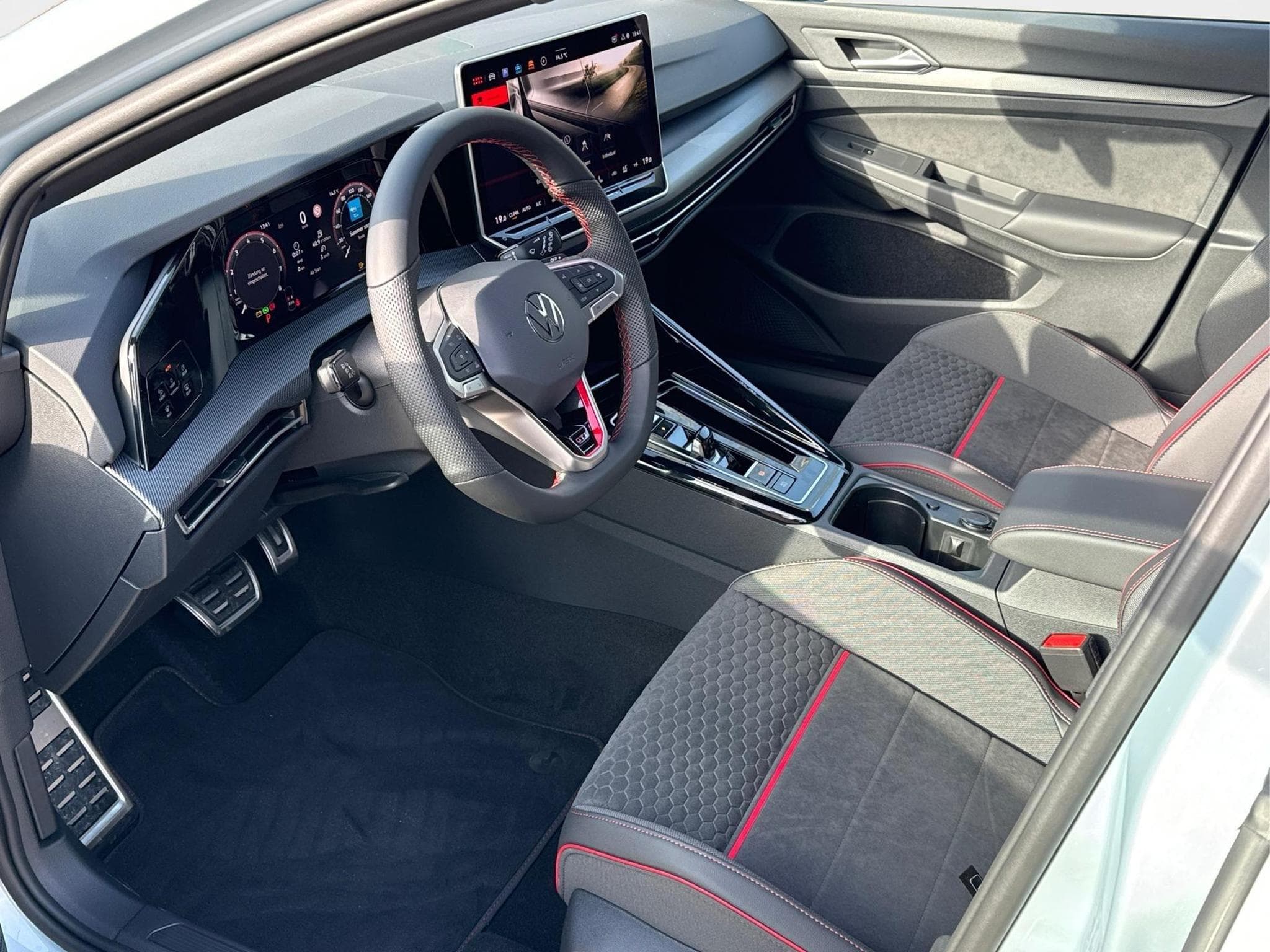 VW Golf GTI Clubsport (2026) - Foto 9