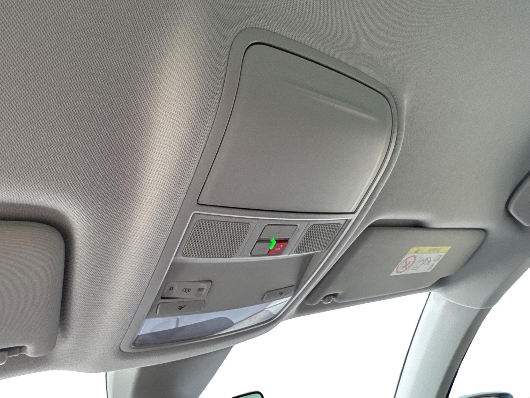 Skoda Karoq Selection (2025) - Foto 19