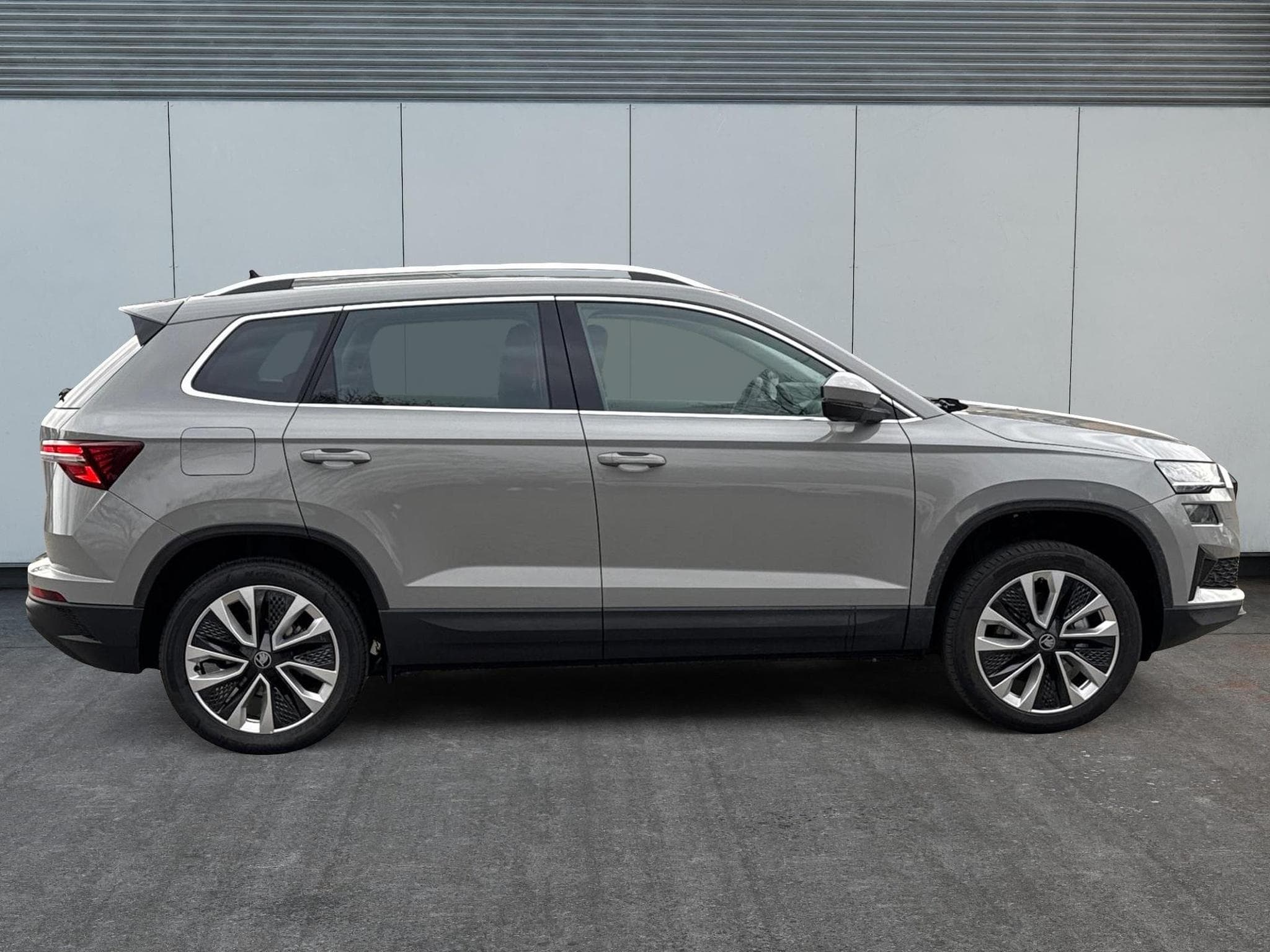 Skoda Karoq Selection (2025) - Foto 6