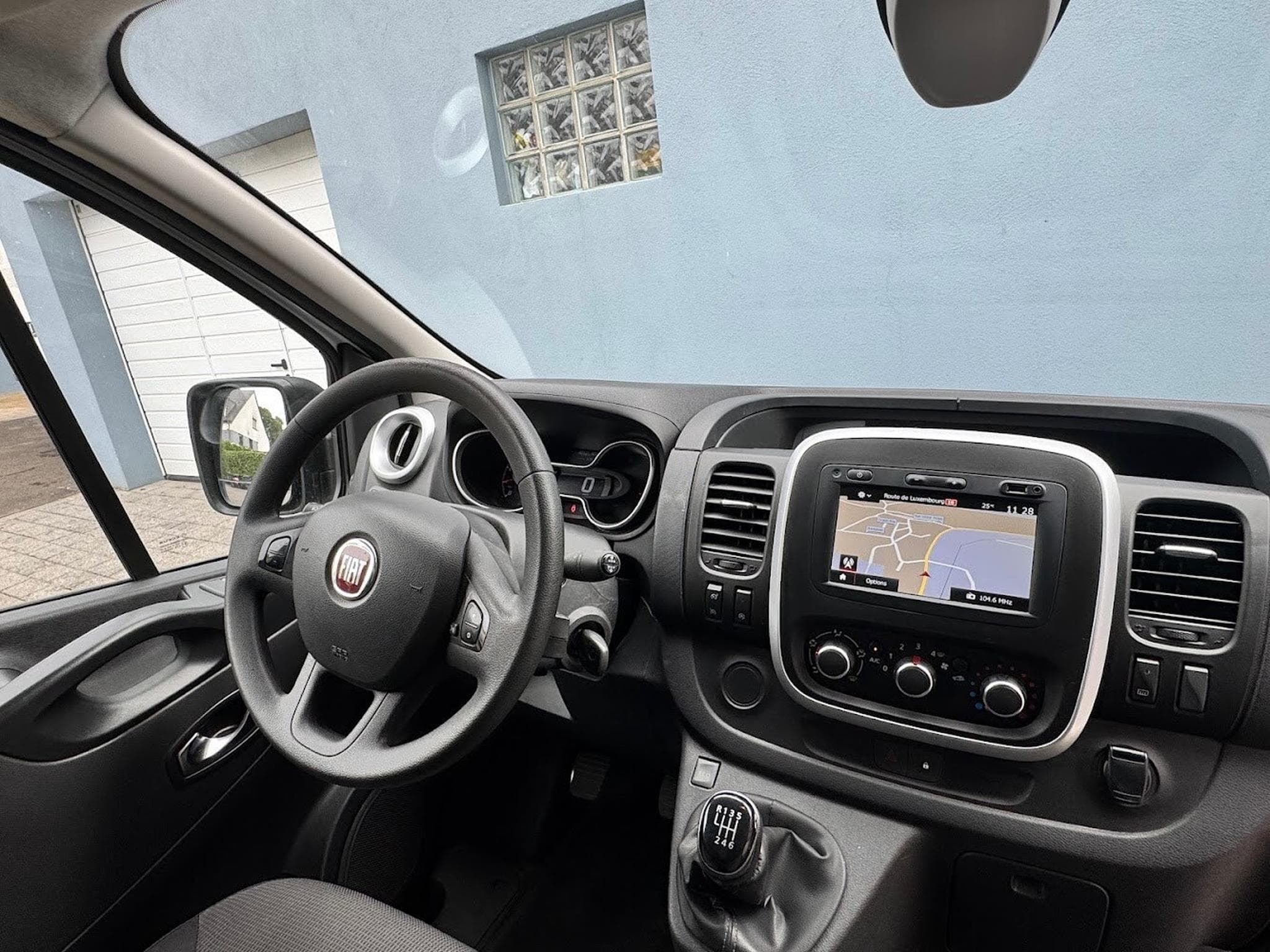 Renault Trafic L2H1 2.0 DCI 120 (2020) - Foto 5