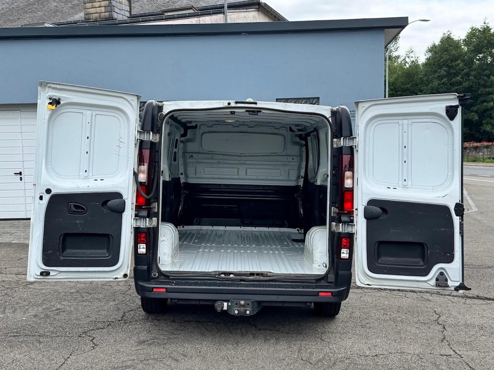 Renault Trafic L2H1 2.0 DCI 120 (2020) - Foto 10