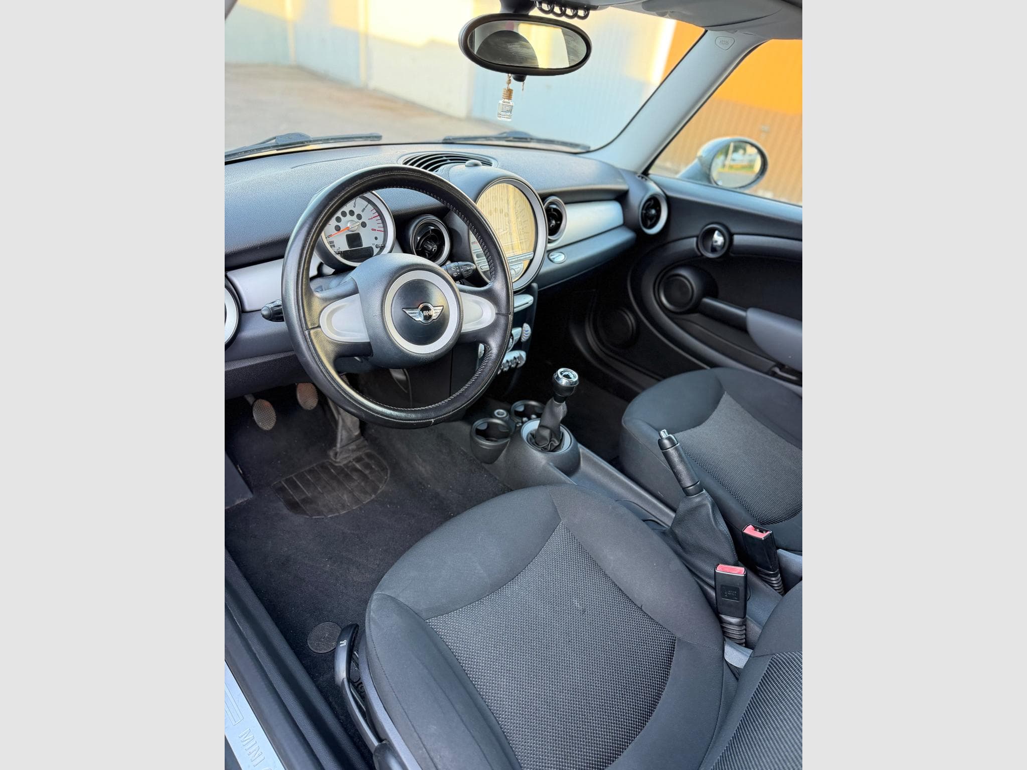 Mini One Essence 70kw (2009) - Photo 5