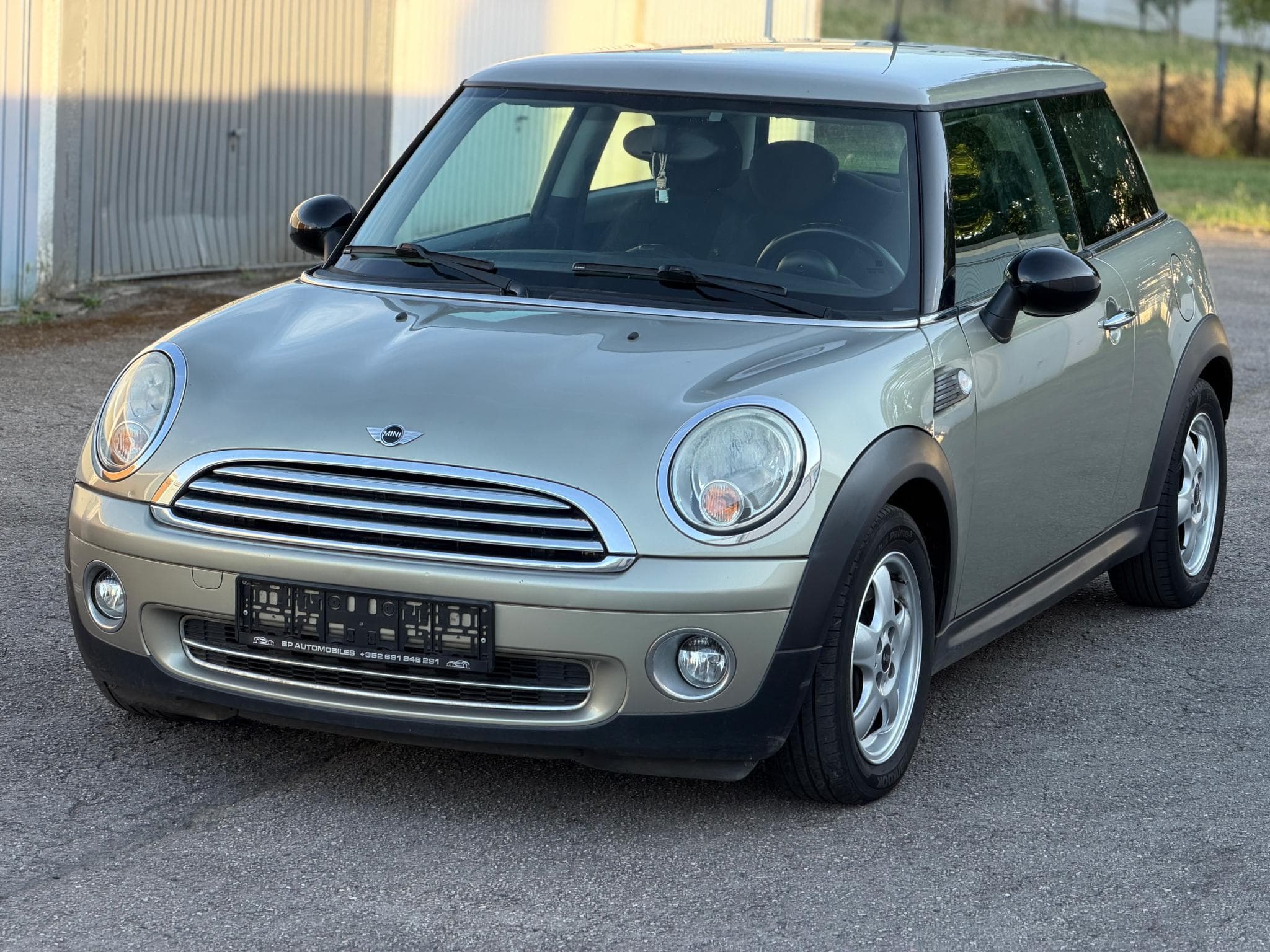 Mini One Essence 70kw (2009) - Photo 2
