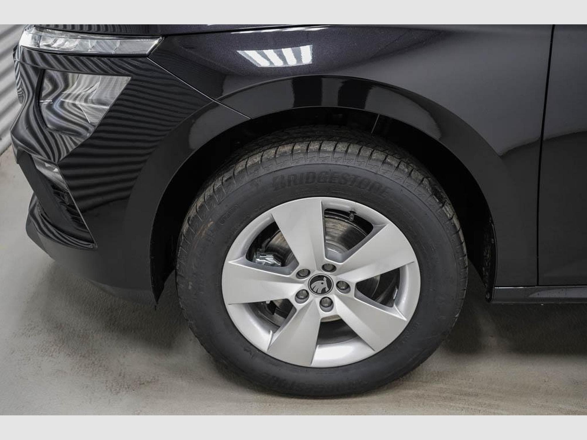 Skoda Kamiq 1,0 TSI DSG (2026) - Photo 4