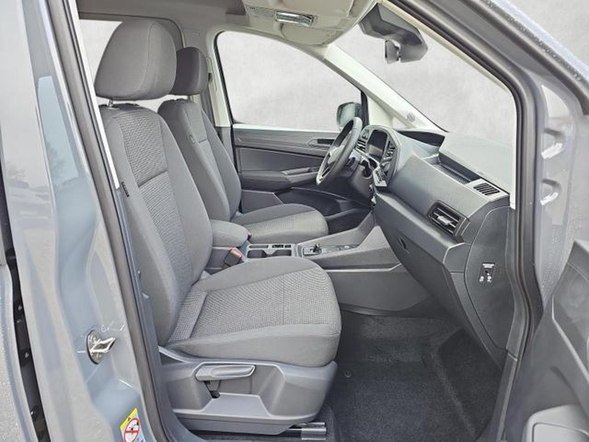 VW Caddy Basis Maxi (2026) - Photo 10