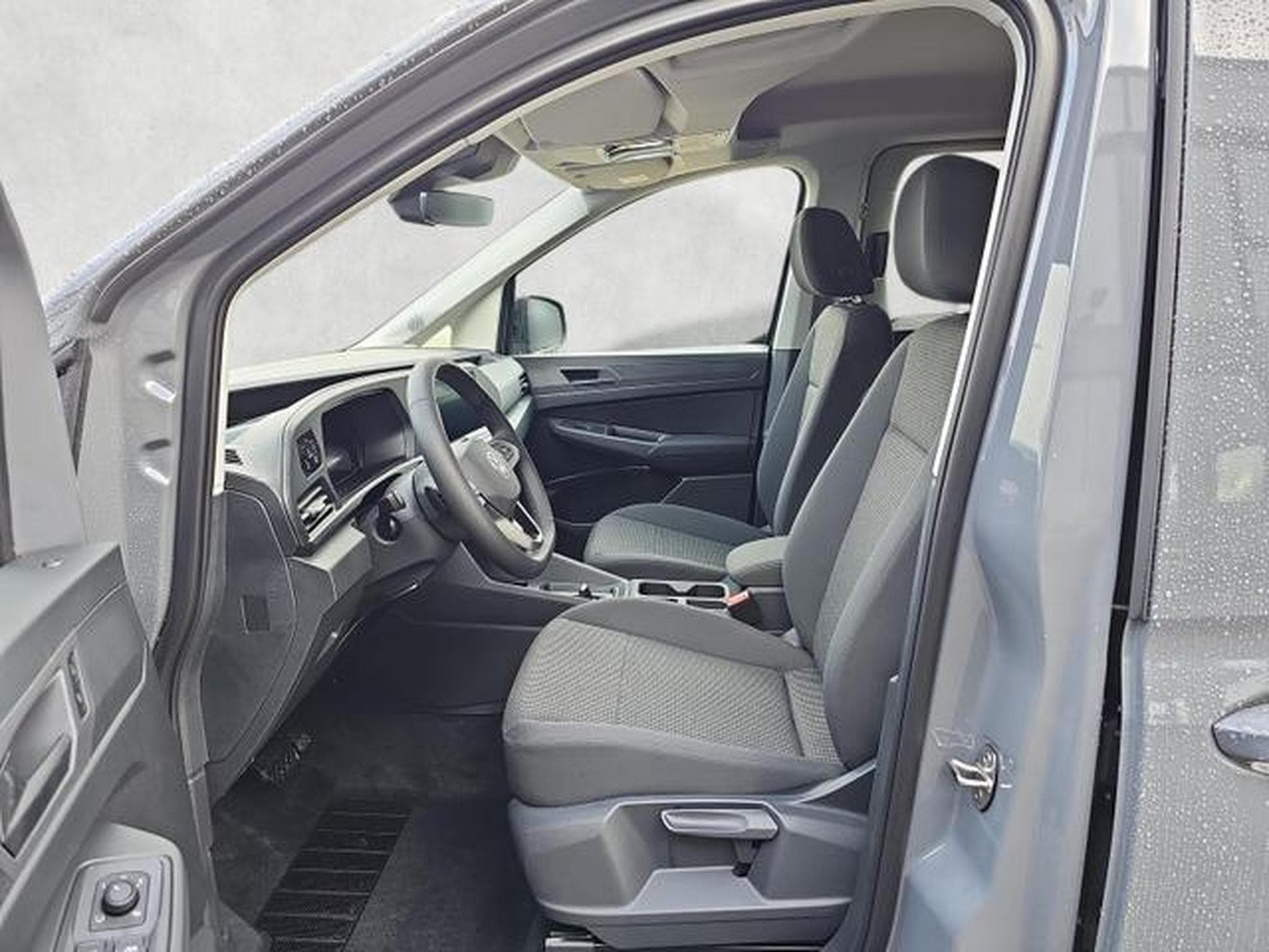 VW Caddy Basis Maxi (2026) - Photo 9