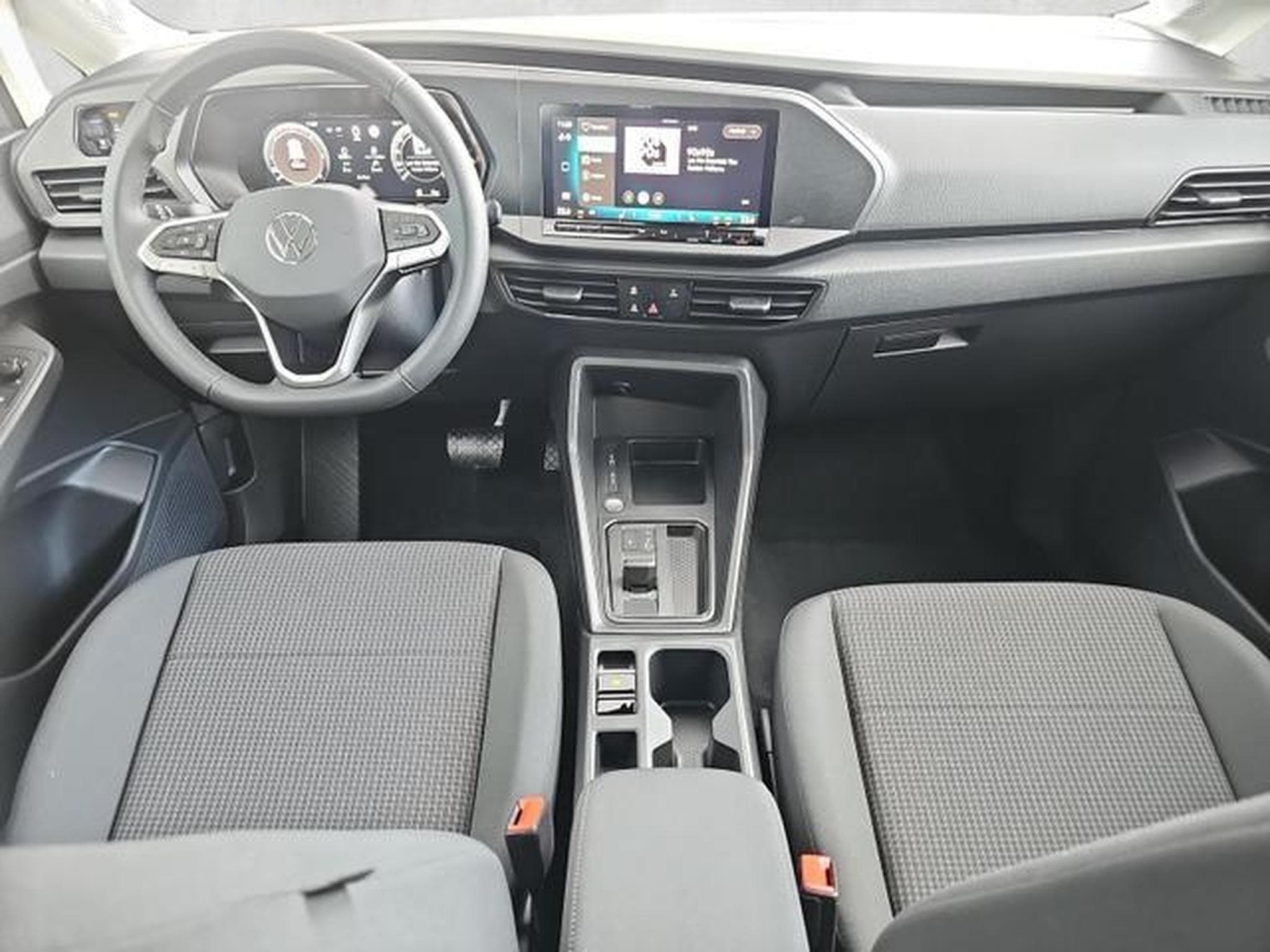 VW Caddy Basis Maxi (2026) - Photo 11