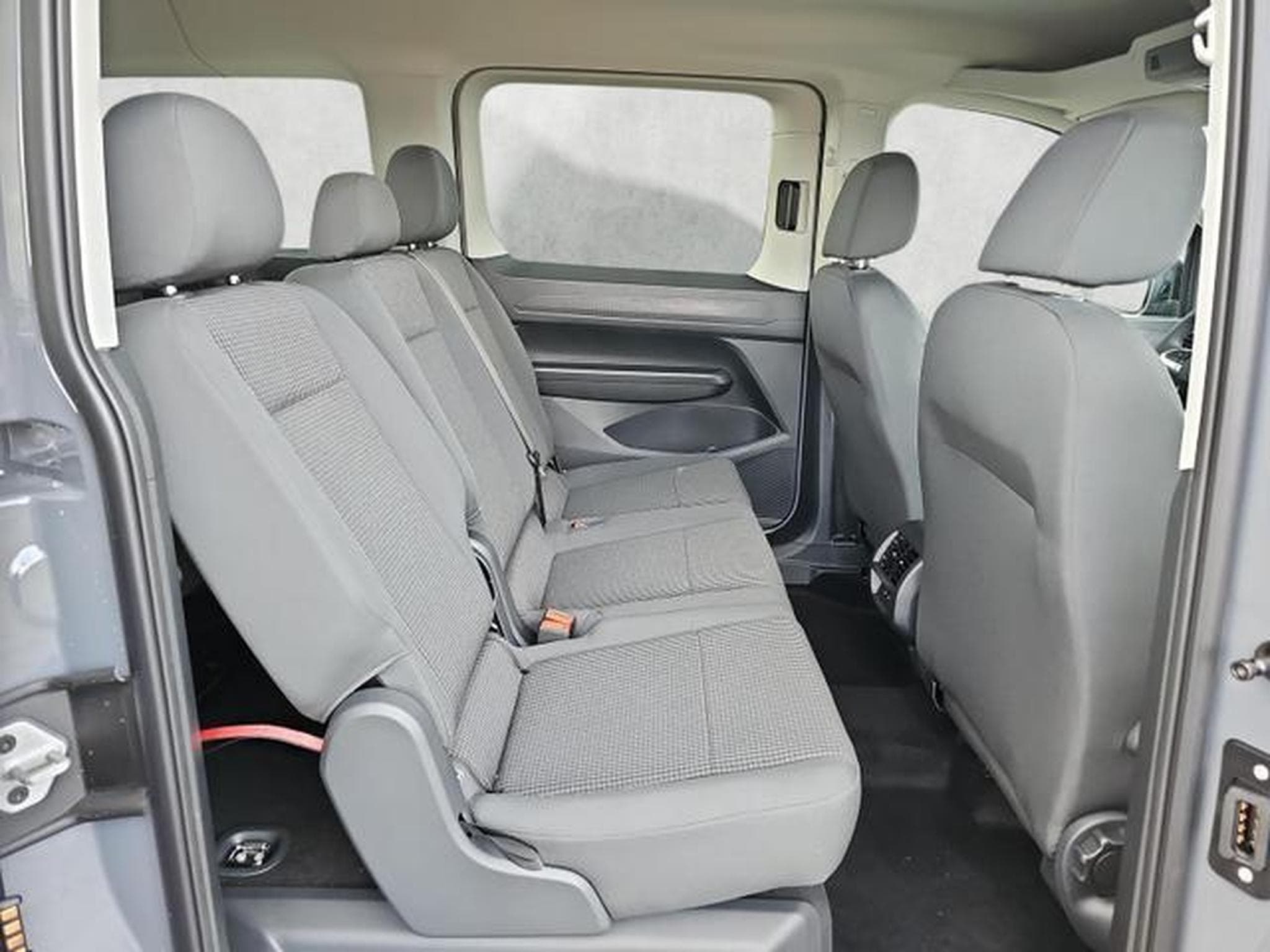 VW Caddy Basis Maxi (2026) - Photo 13