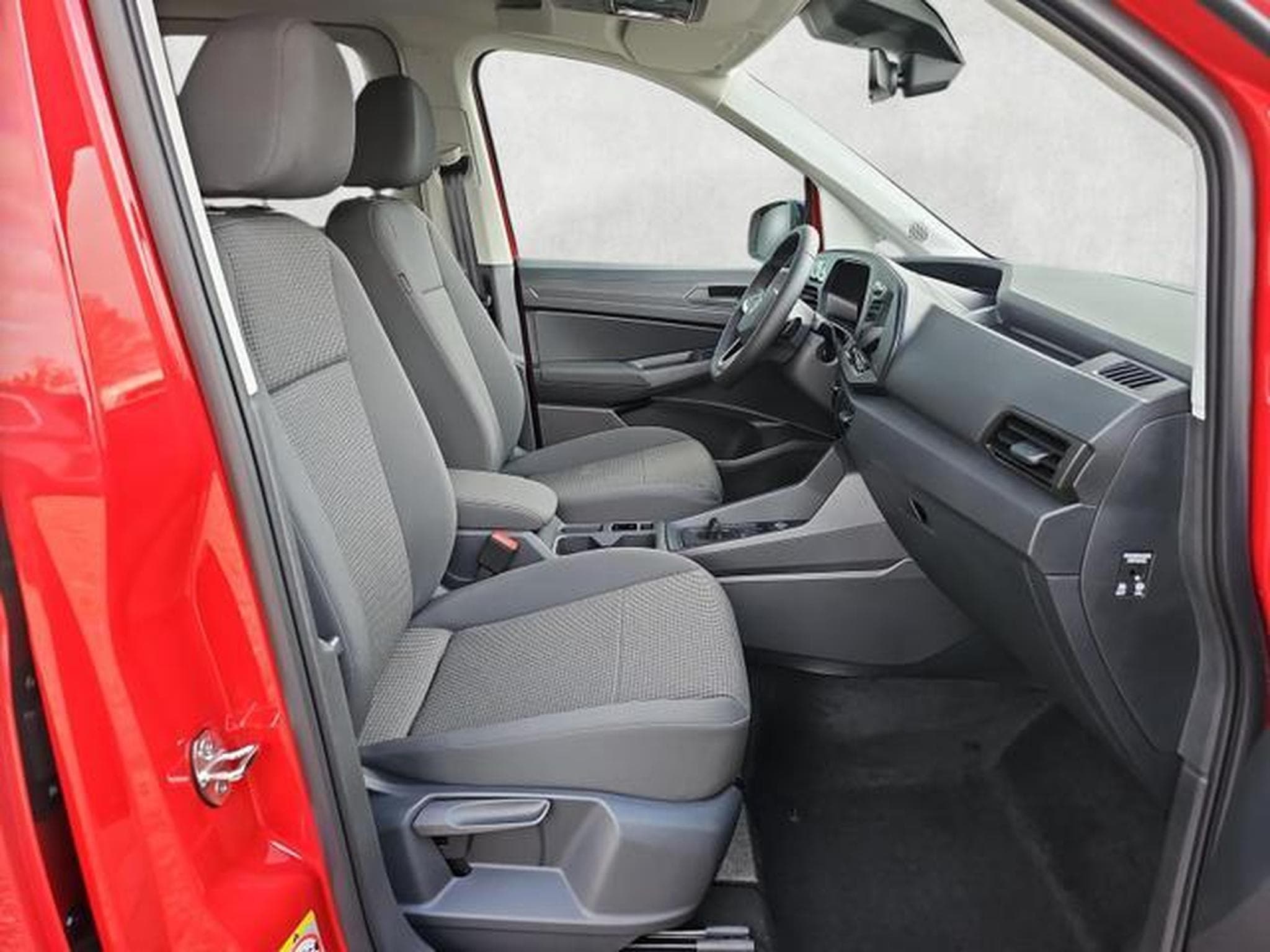 VW Caddy Basis Maxi (2026) - Photo 10