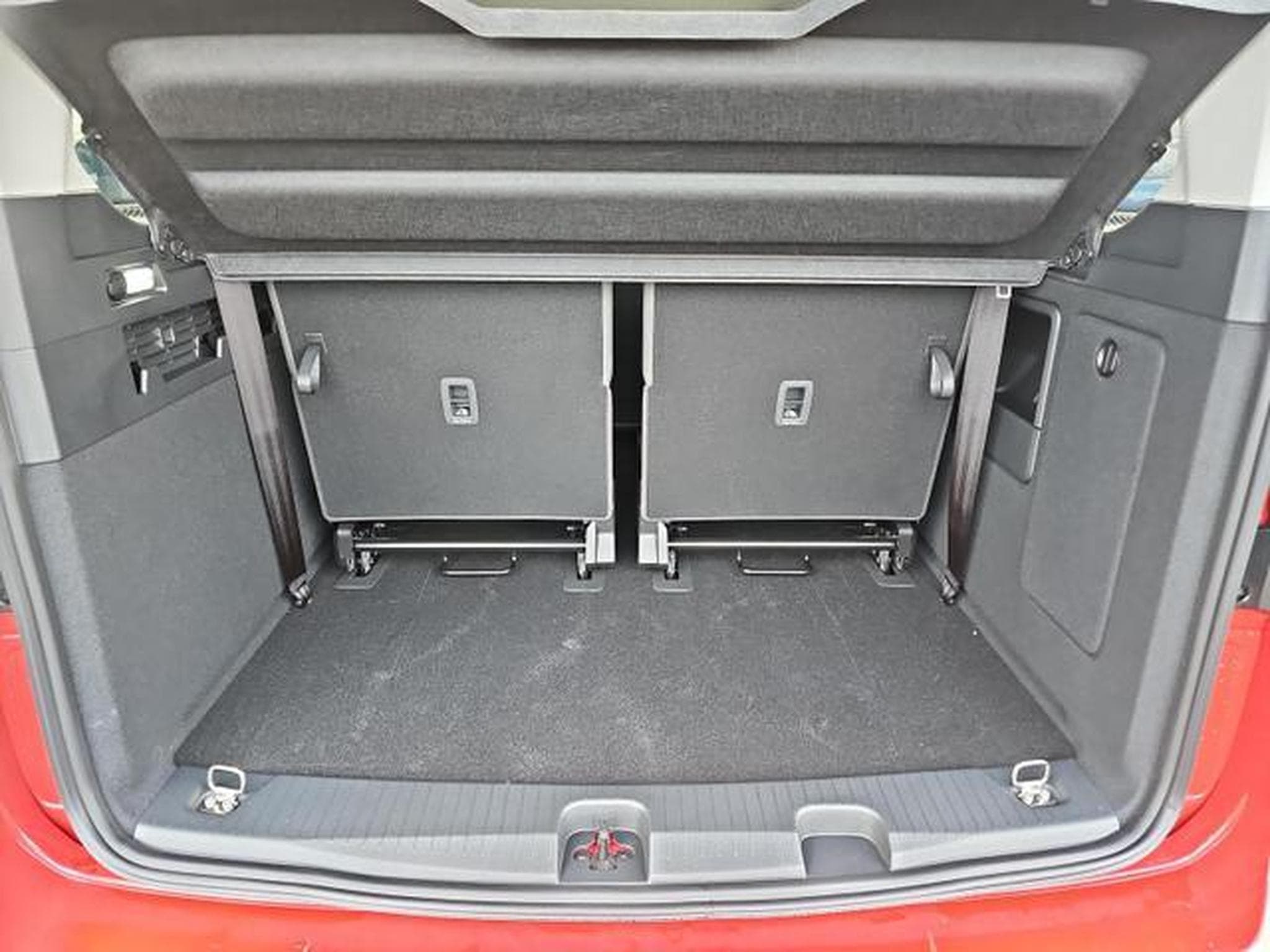 VW Caddy Basis Maxi (2026) - Photo 14