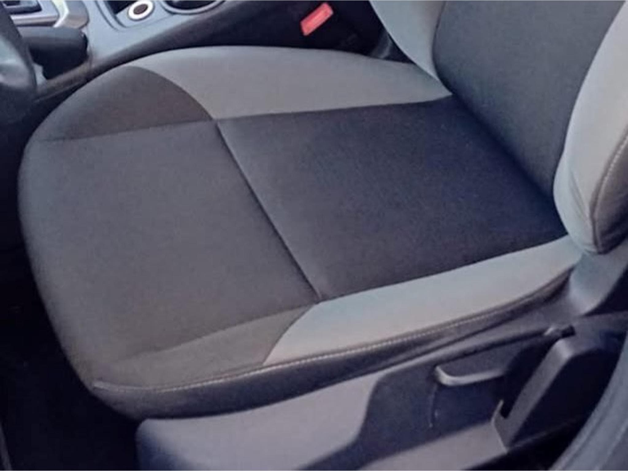 Ford Focus Break Familiale 1,6 TDCI (2013) - Photo 4
