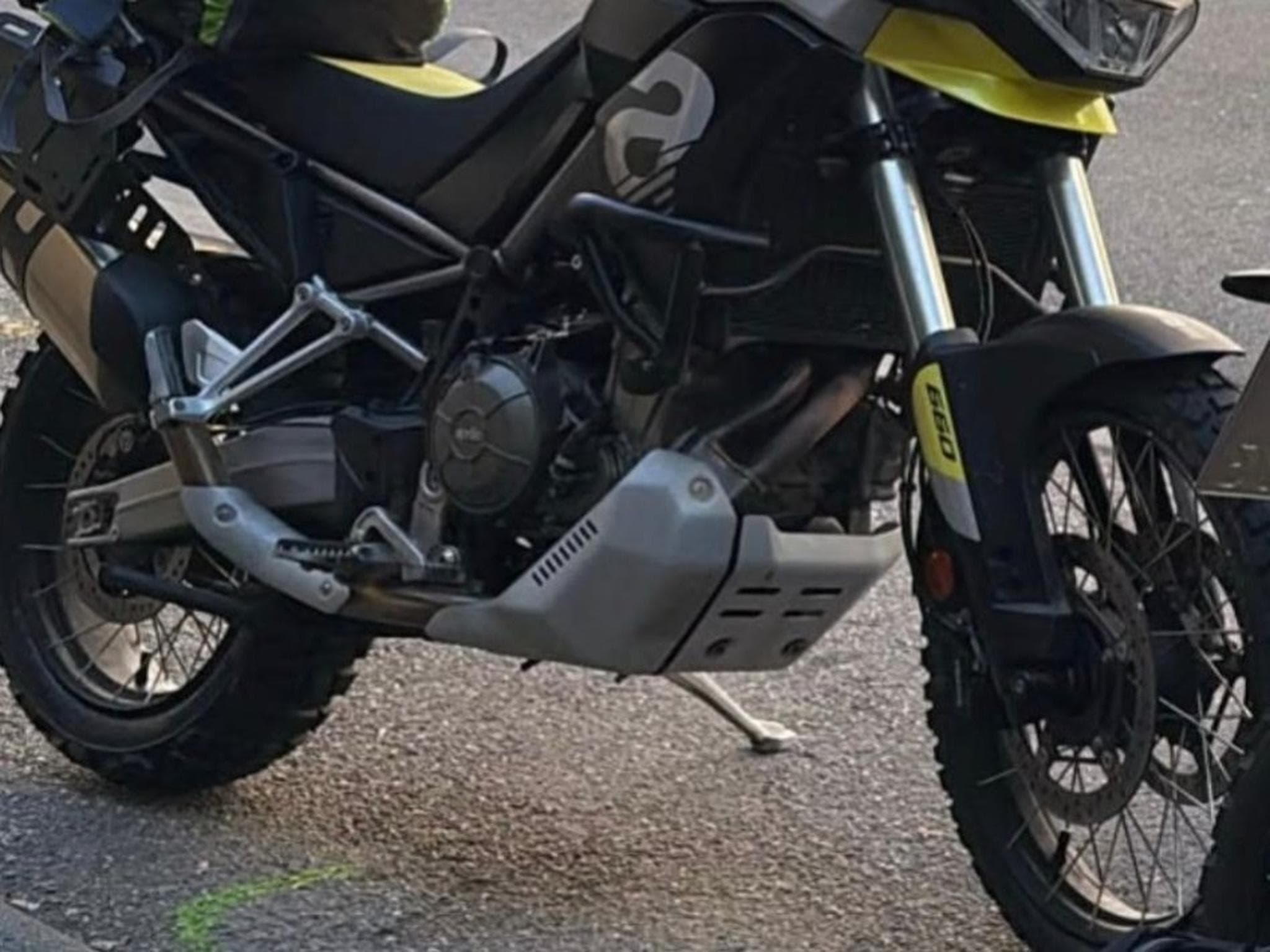 Aprilia Tuareg 660 Adventure (2023) - Photo 2