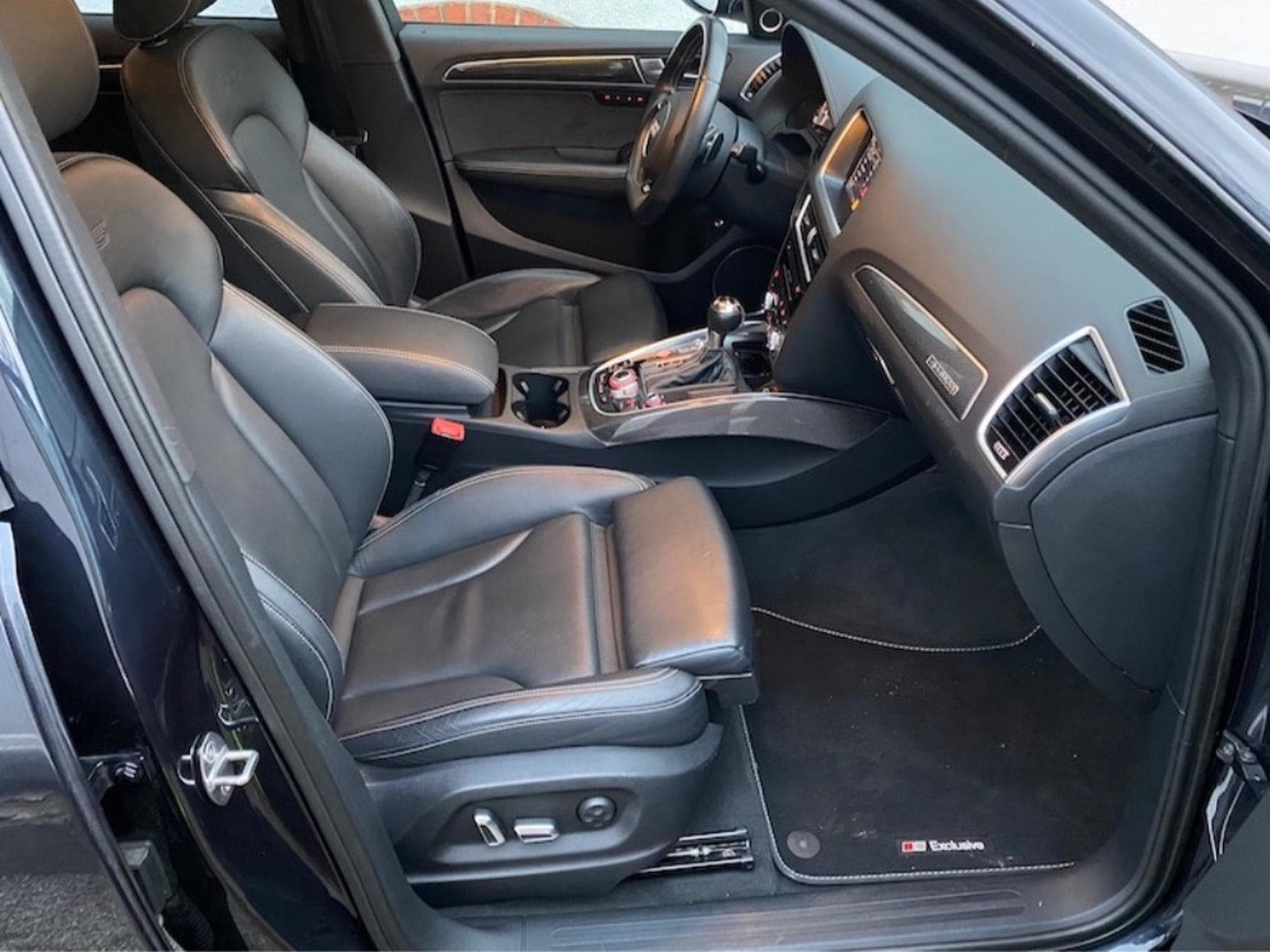 Audi SQ5 3.0 v6 tfsi (2016) - Photo 6