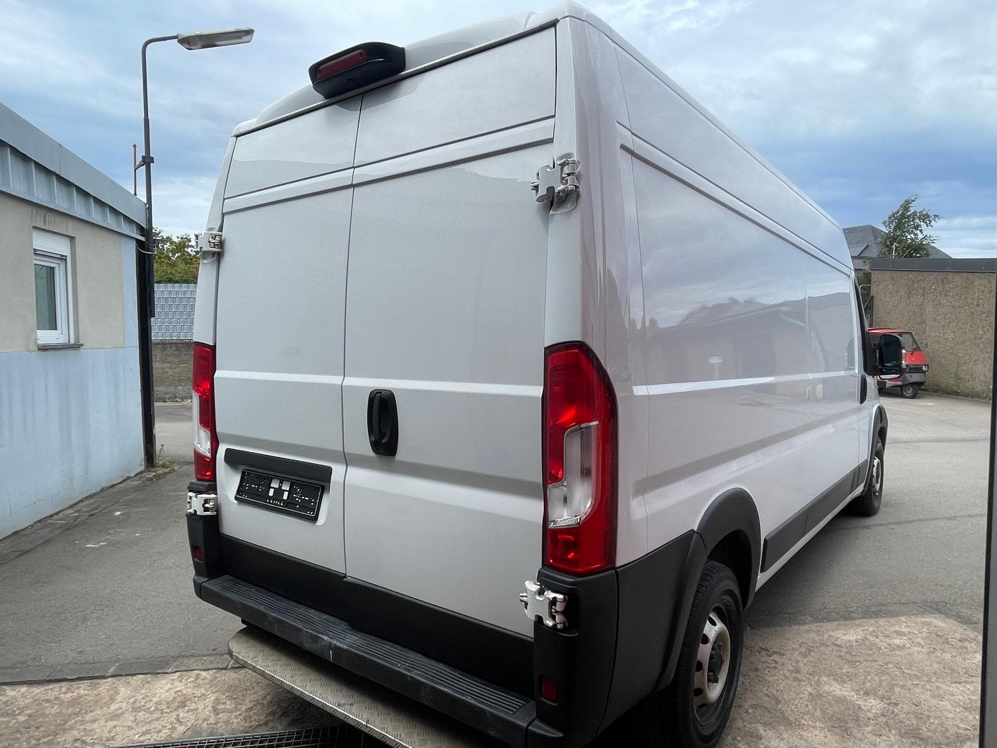 Fiat Ducato 2.3 L3H2 (2021) - Foto 5