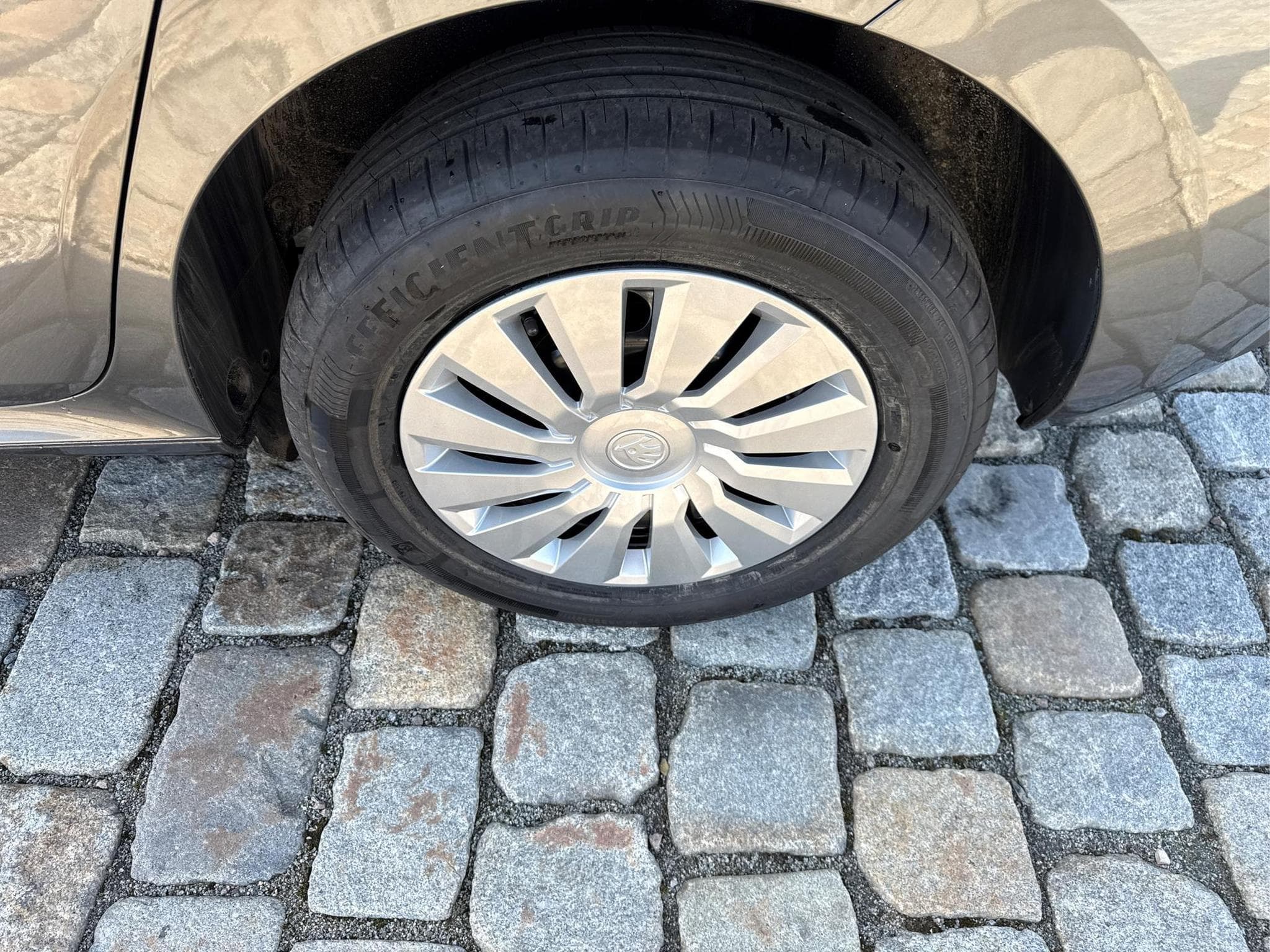 Skoda Kamiq Selection 1.5 TSI (2026) - Foto 7