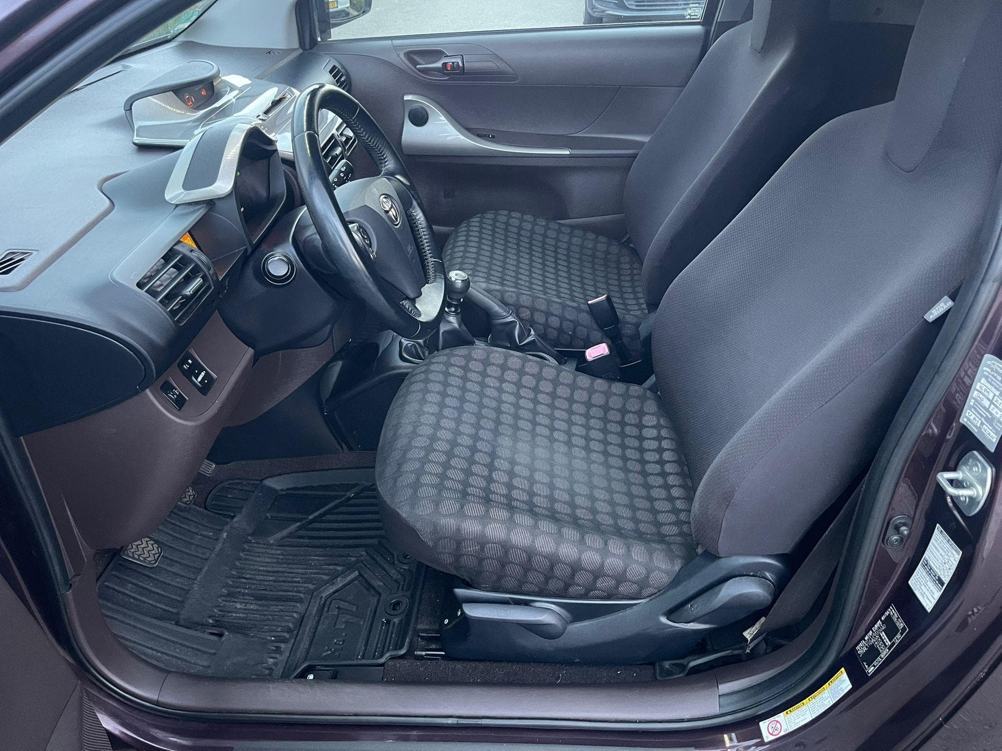 Toyota iQ (2010) - Foto 6