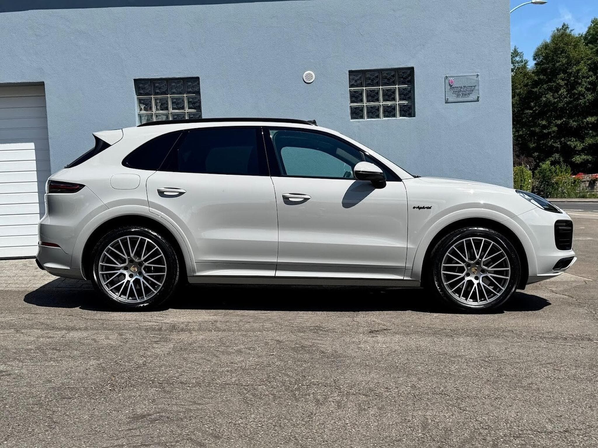 Porsche Cayenne PLATINUM EDITION 3.0 E-HYBRID 462H 340 PHEV (2020) - Photo 13