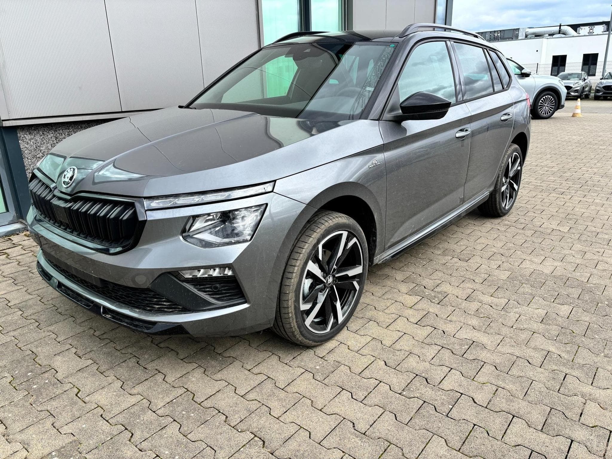 Skoda Kamiq Monte Carlo (2025) - Foto 2