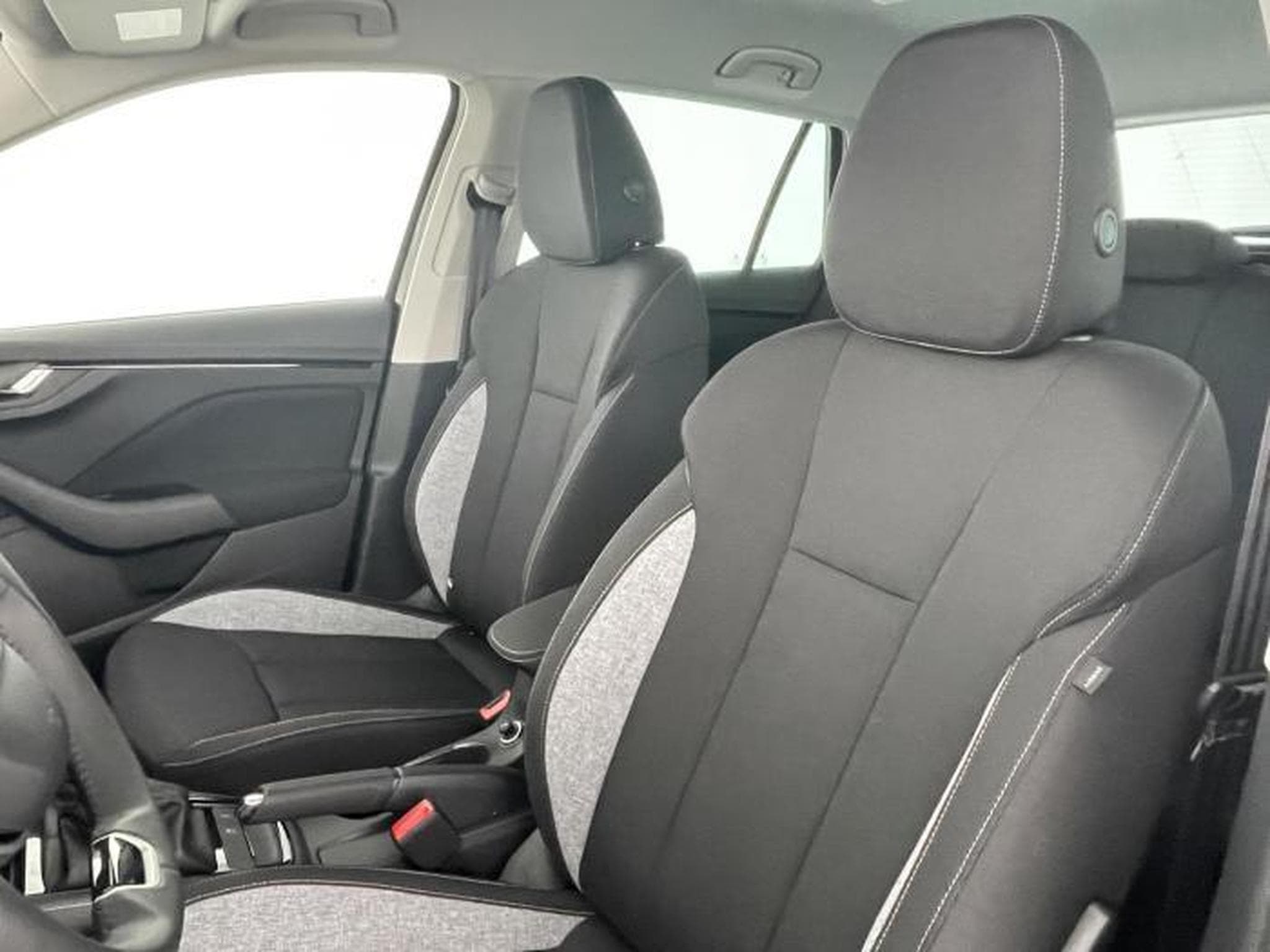 Skoda Kamiq Selection (2026) - Foto 12