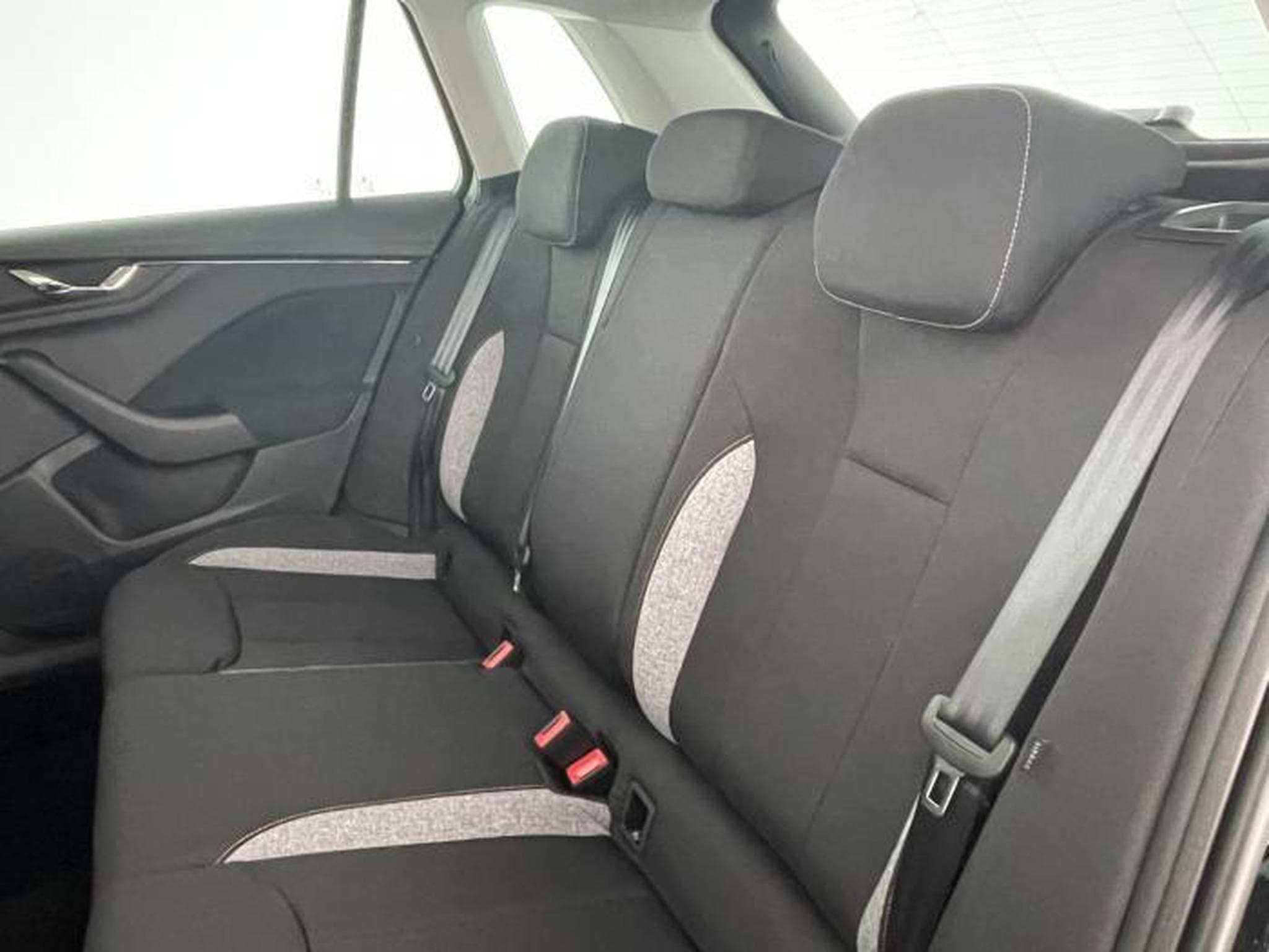 Skoda Kamiq Selection (2026) - Foto 13