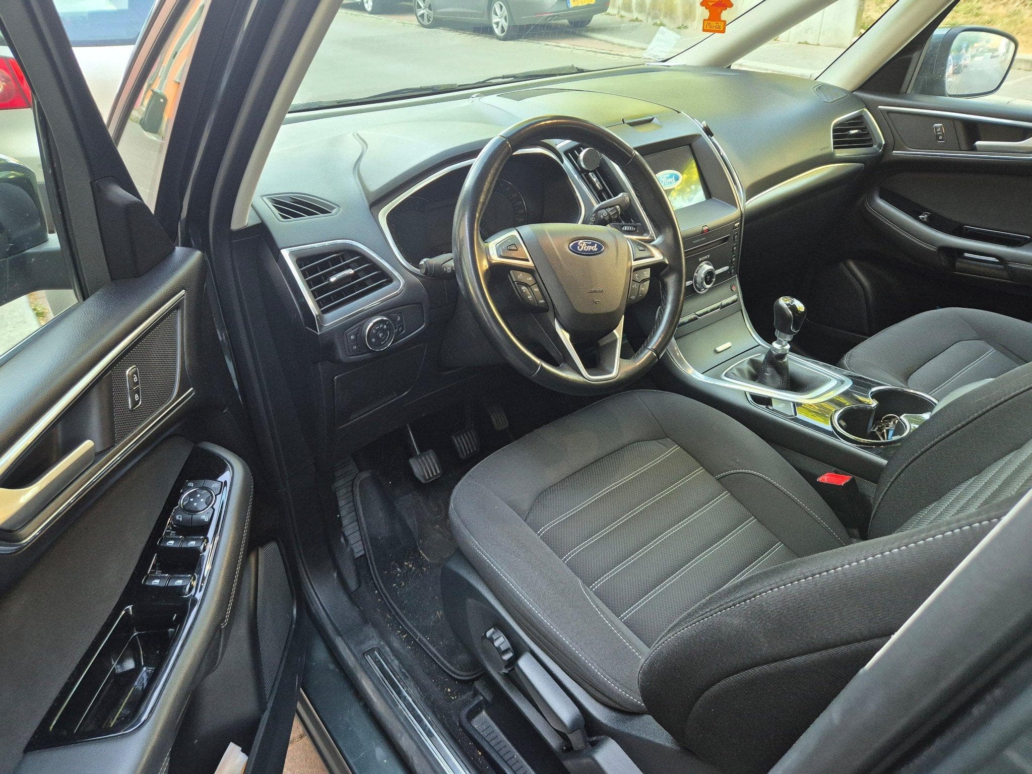 Ford Galaxy (2020) - Photo 3