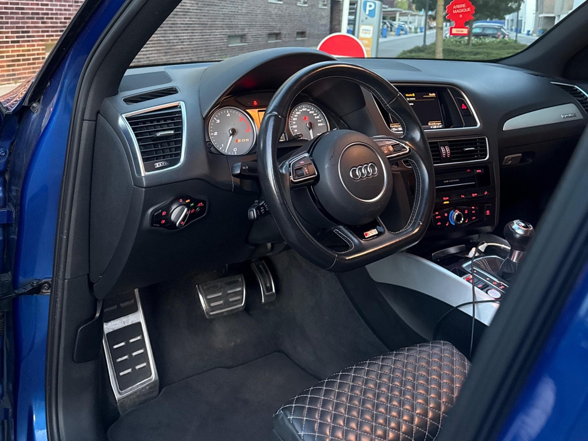 Audi SQ5 PLUS (100,000KM) (2016) - Photo 3