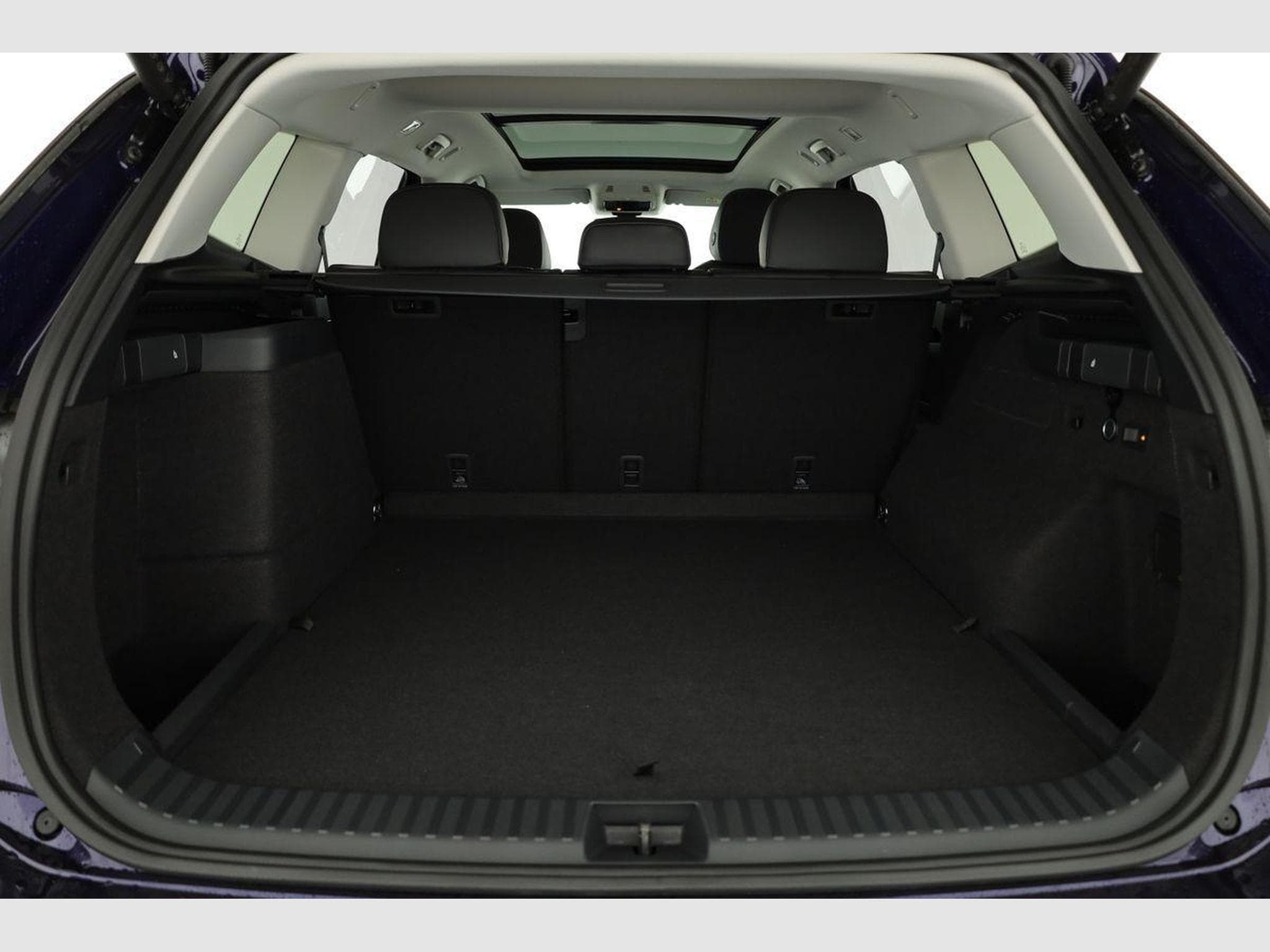 VW Tayron 1.5 TSI eHybrid 150 kW Life (2026) - Photo 12