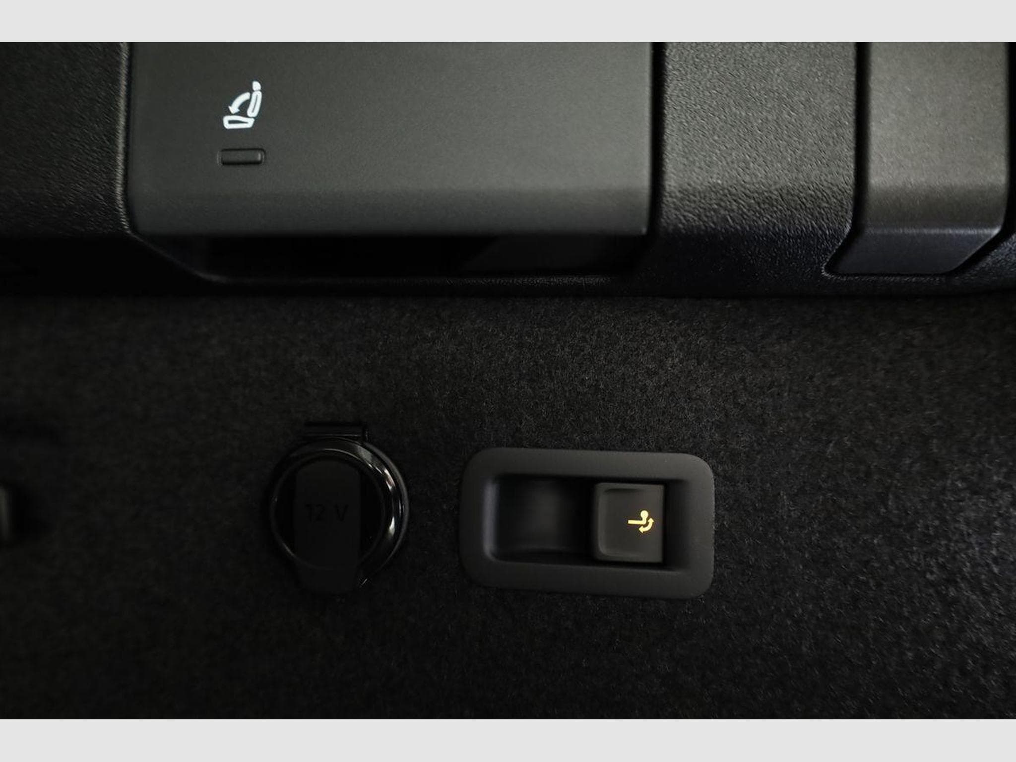 VW Tayron 1.5 TSI eHybrid 150 kW Life (2026) - Photo 14