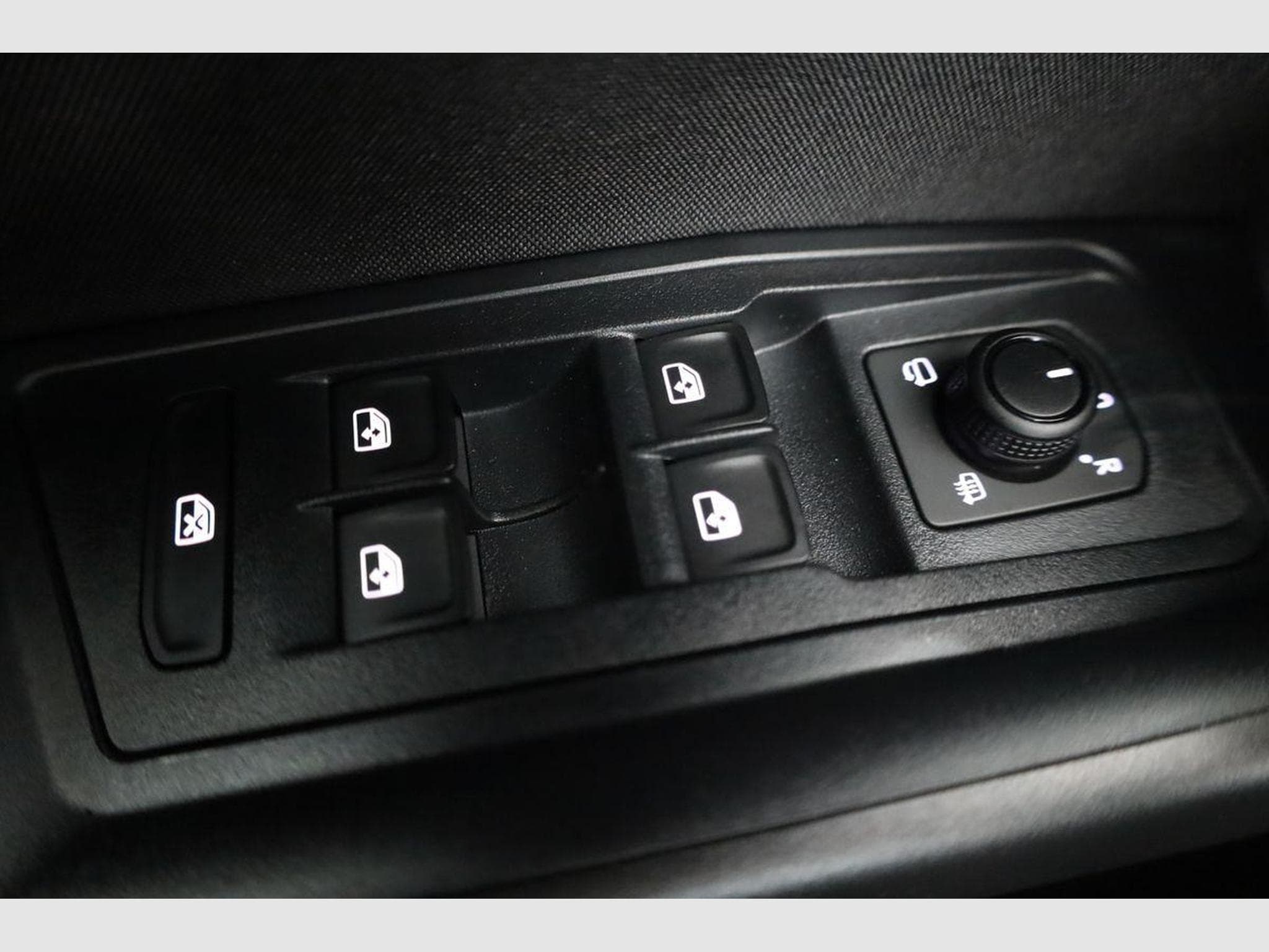 VW T-Roc Life (2025) - Photo 7