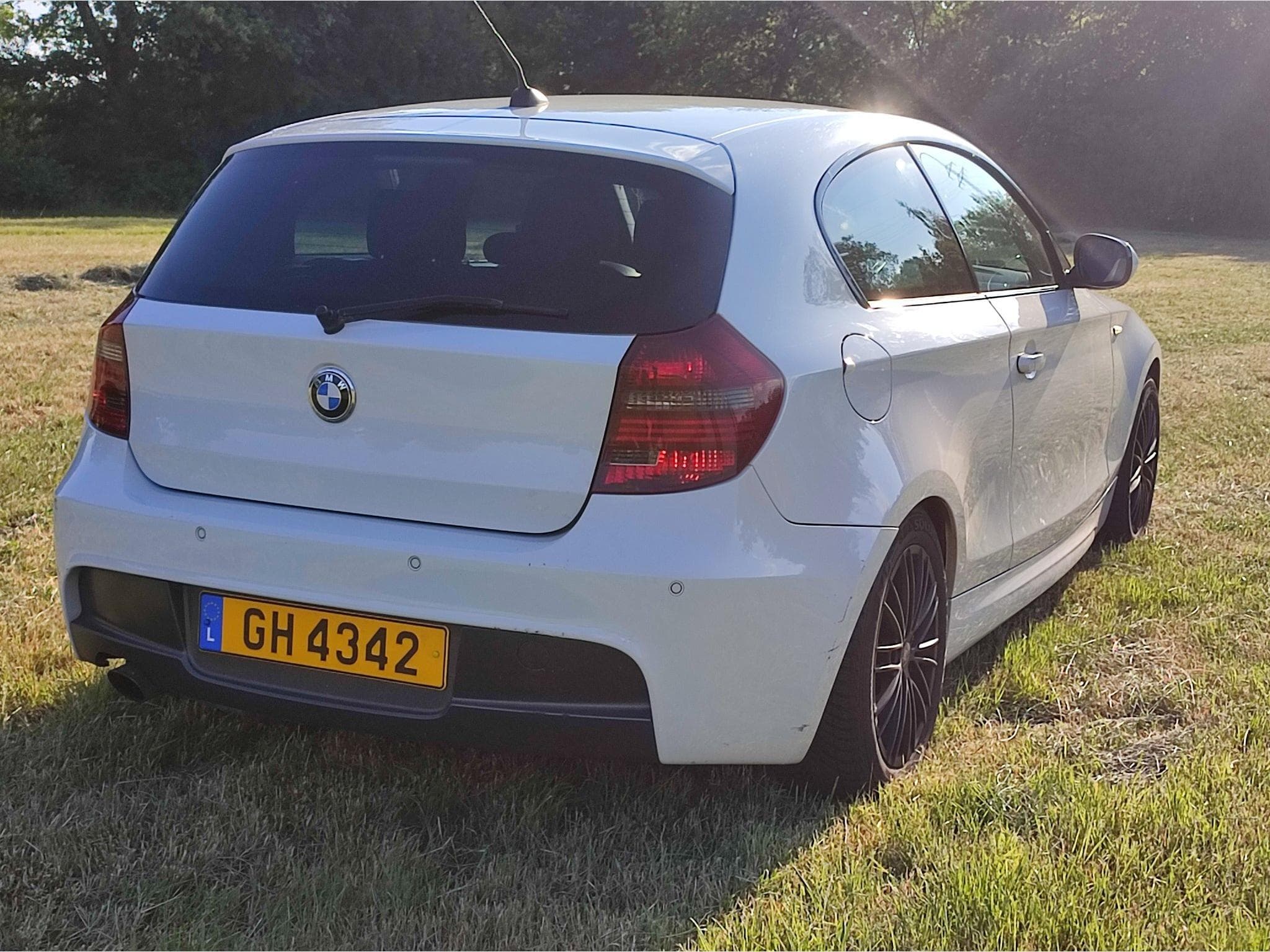 BMW 116 (2010) - Photo 8
