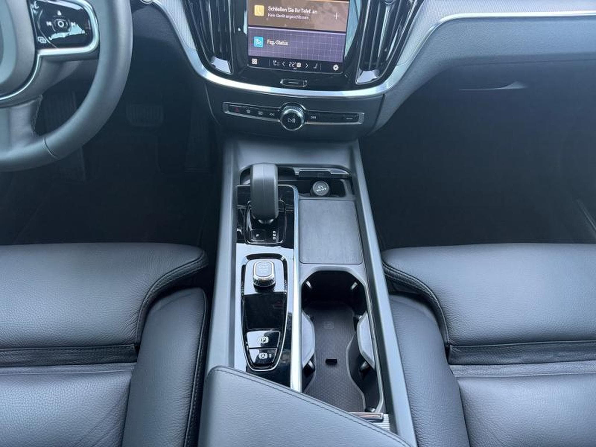 Volvo V60 B4 Plus Bright / Diesel (2023) - Foto 11