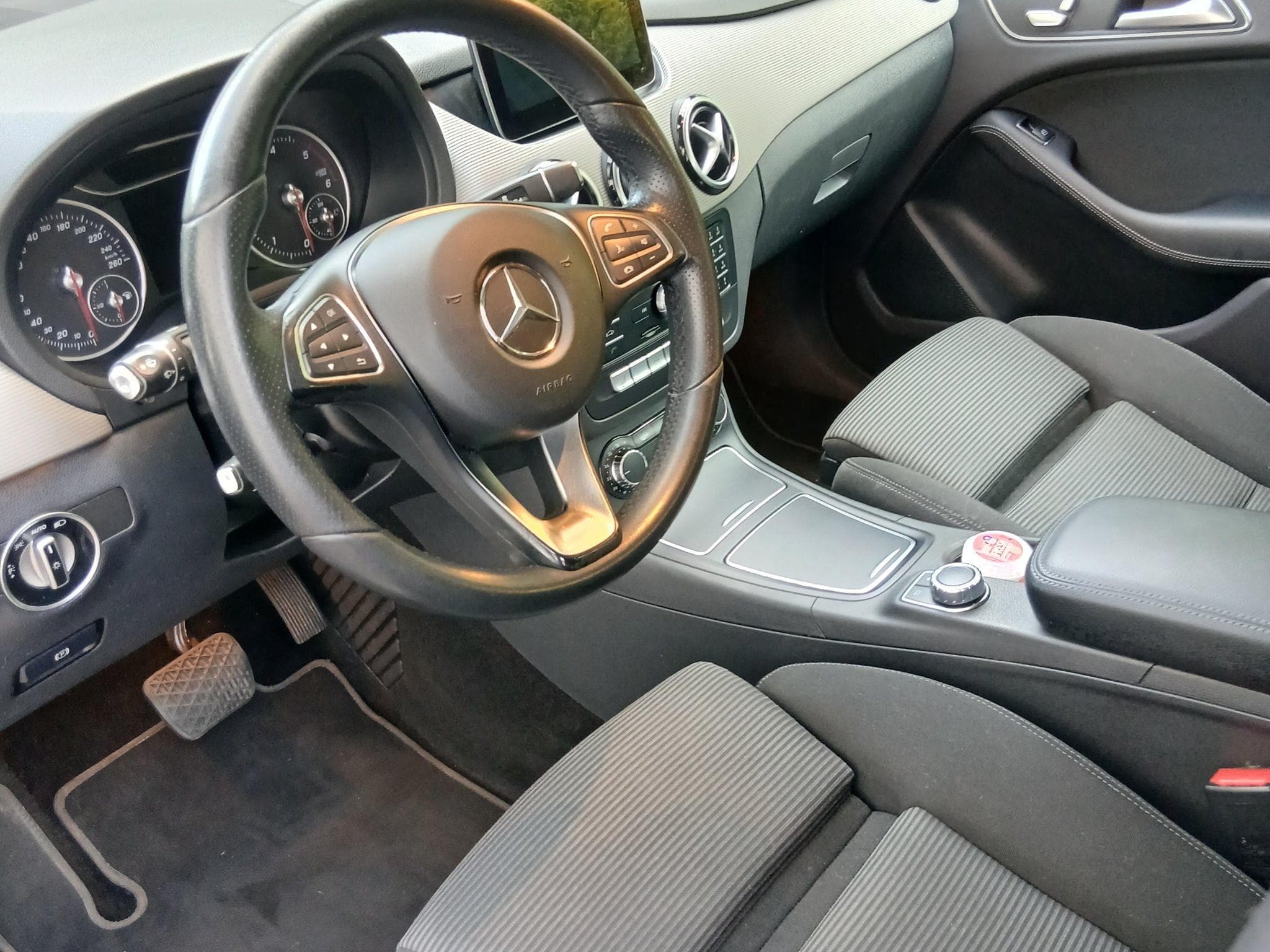Mercedes B 200 B200 4Matic  Diesel 2143Cm 136cv (2016) - Foto 3
