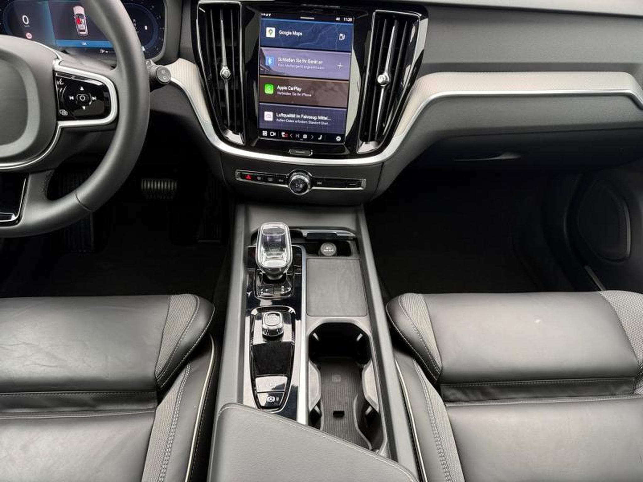 Volvo V60 B4 Plus Dark / Essence (2025) - Foto 11