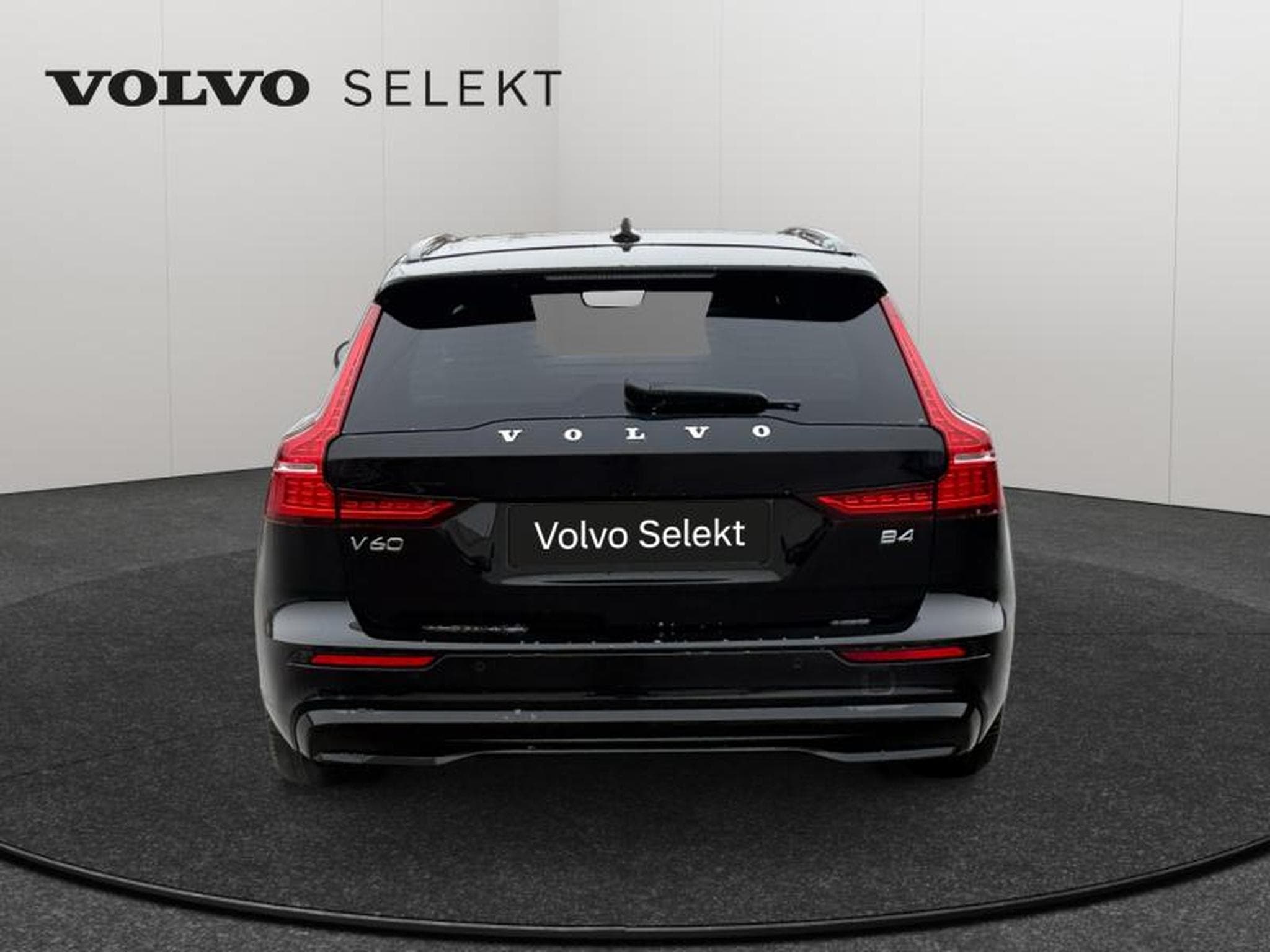 Volvo V60 B4 Plus Dark / Essence (2025) - Foto 6
