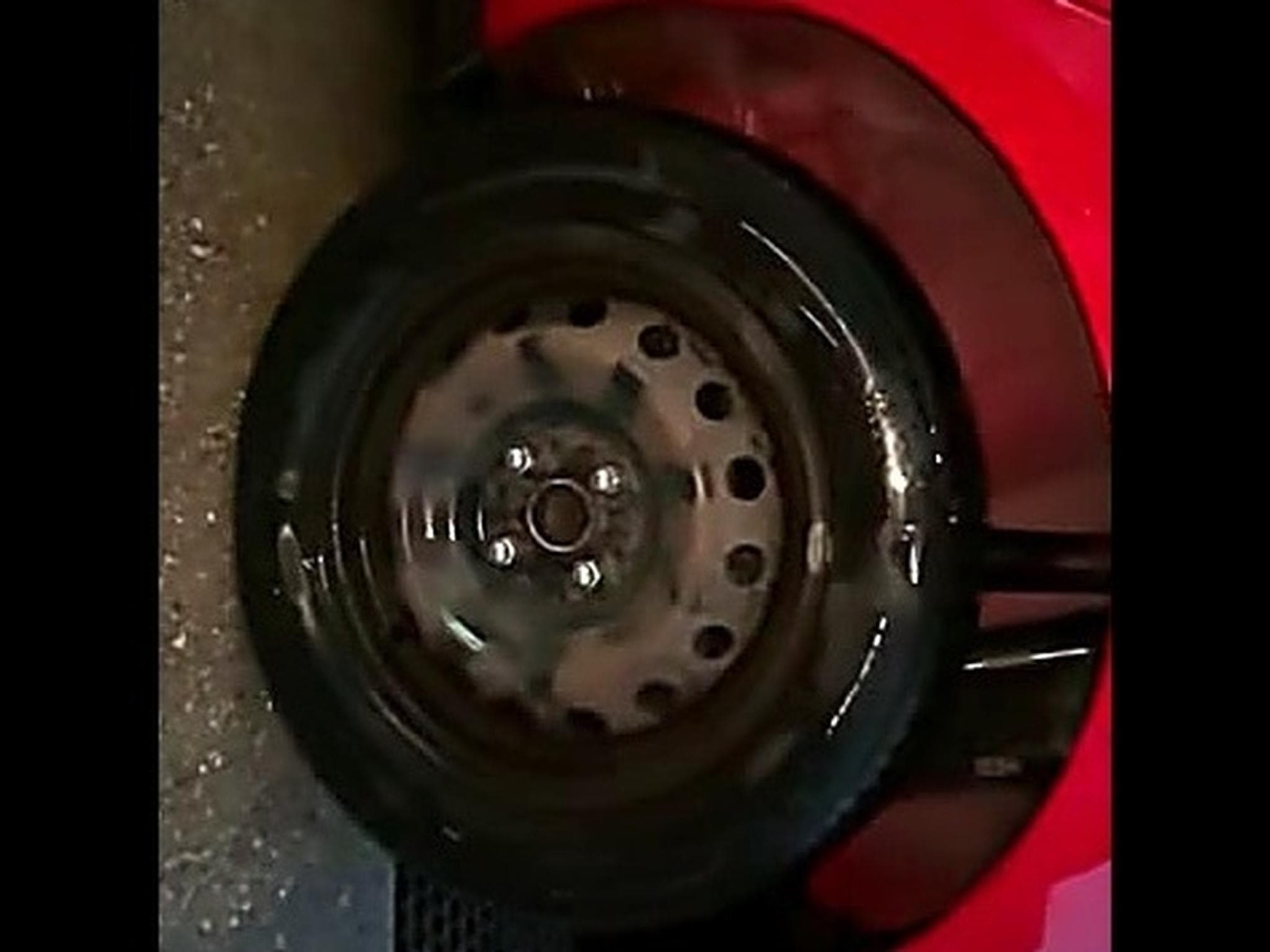 Toyota Yaris Yaris II Schrägheck (XP9) (2009) - Photo 2
