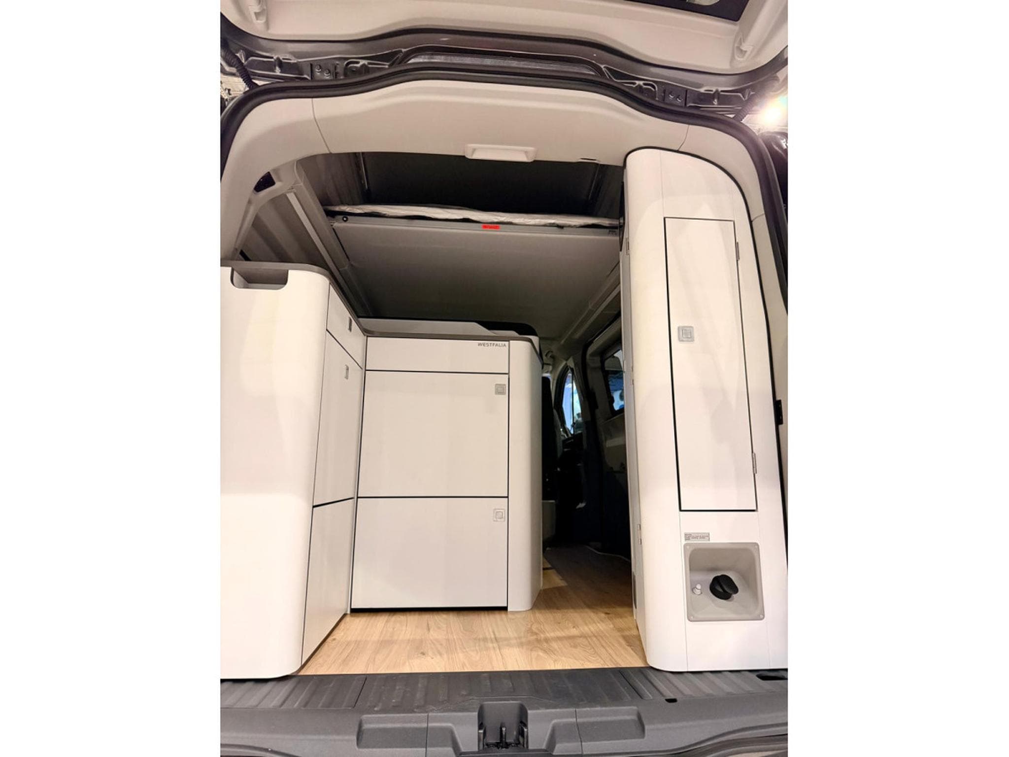 Ford NUGGET TITANIUM 2.0 Ecoblue 170cv A8 AWD (2026) - Foto 6