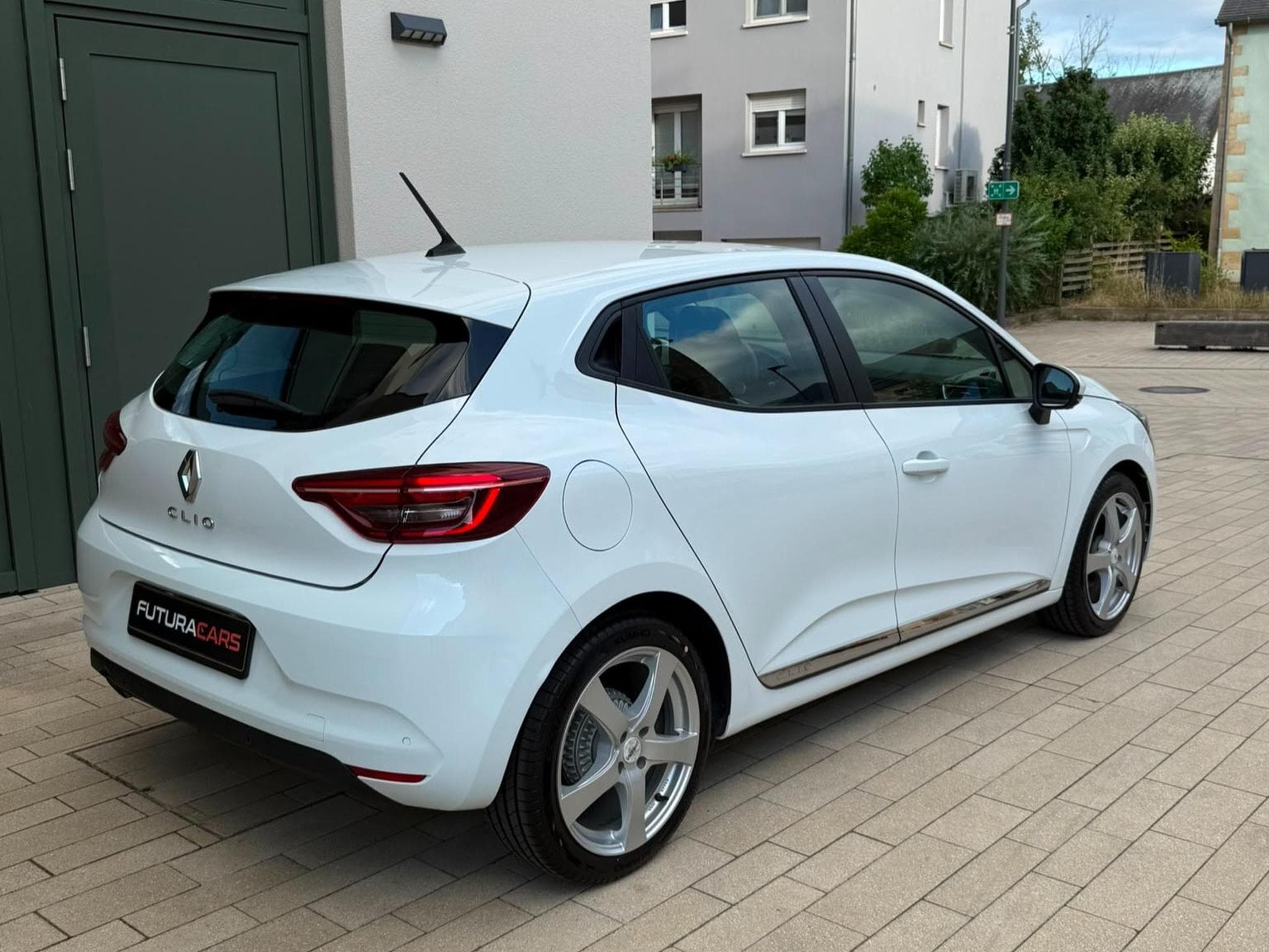Renault Clio High 90 (2021) - Photo 2