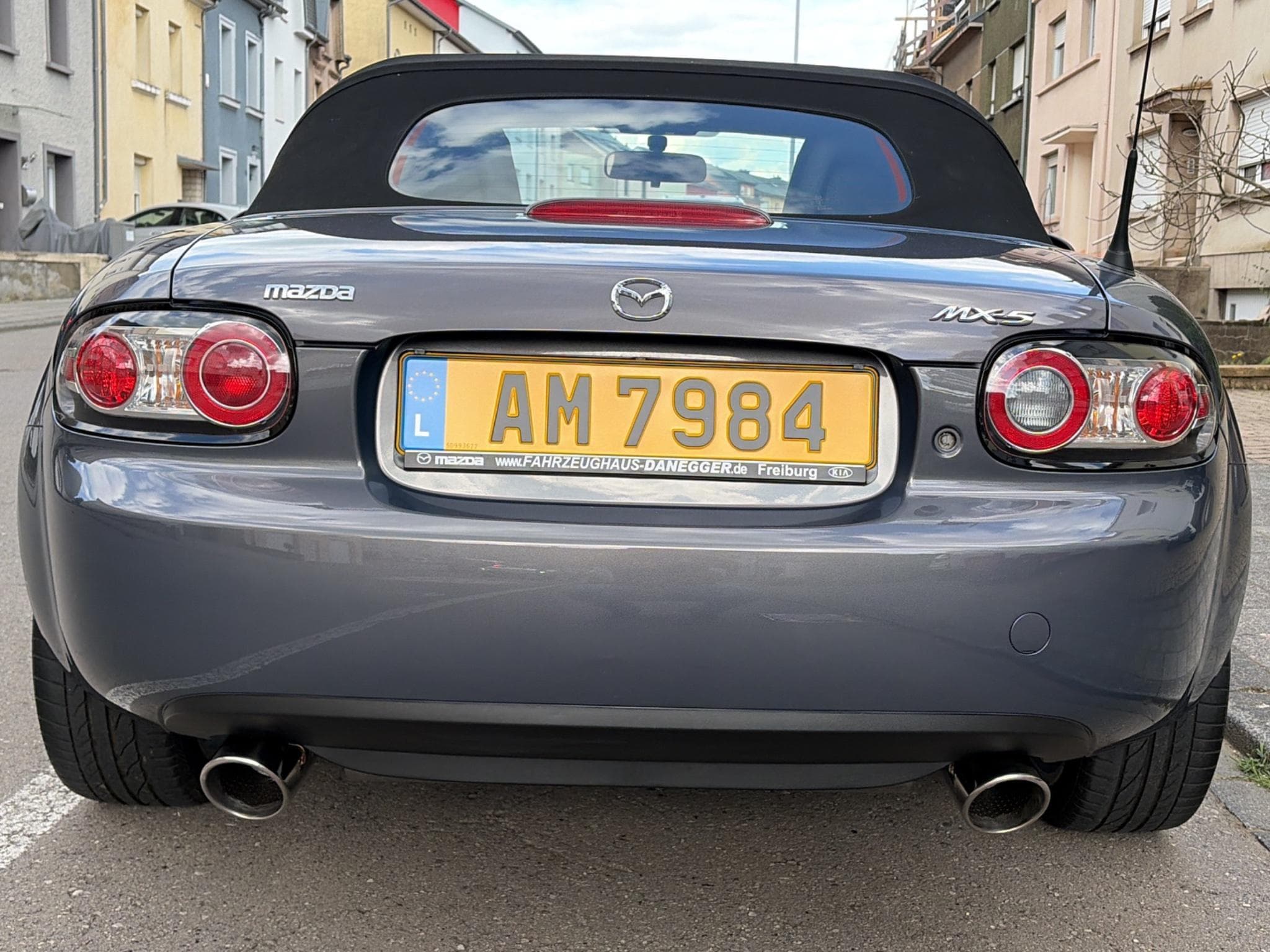 Mazda MX-5 Energy (2005) - Photo 3