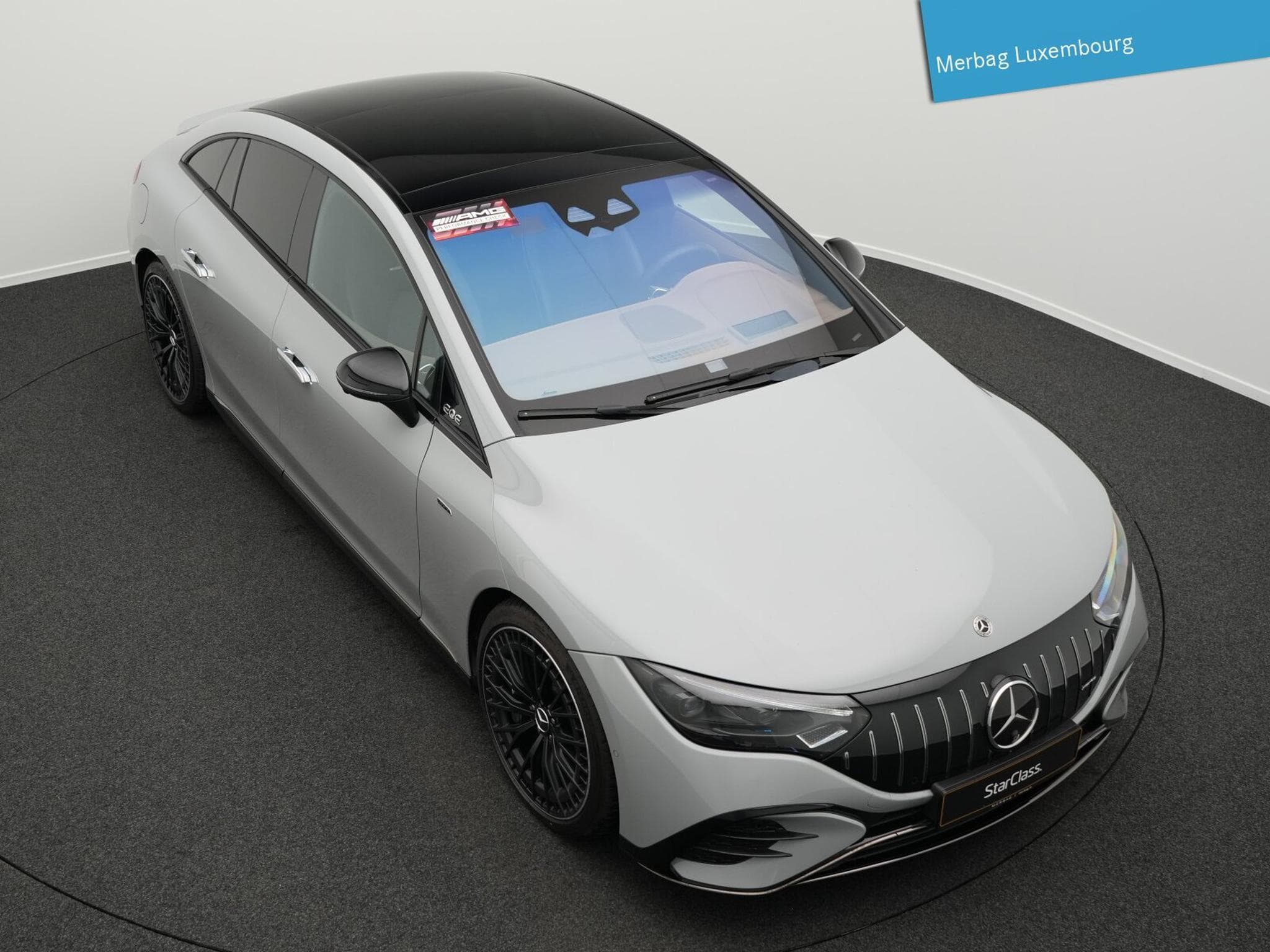 Mercedes EQE 4MATIC (2022) - Photo 10
