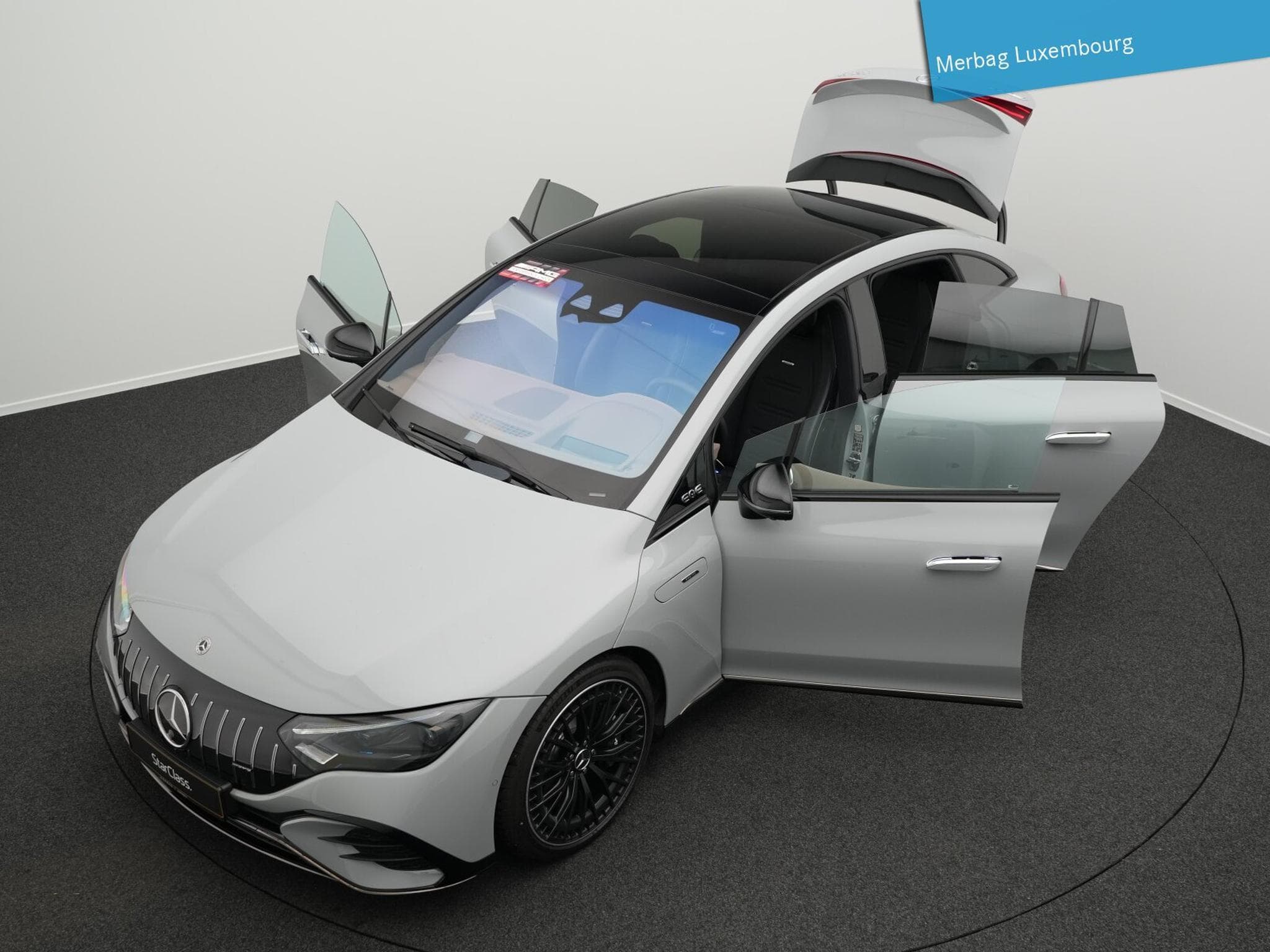 Mercedes EQE 4MATIC (2022) - Photo 12