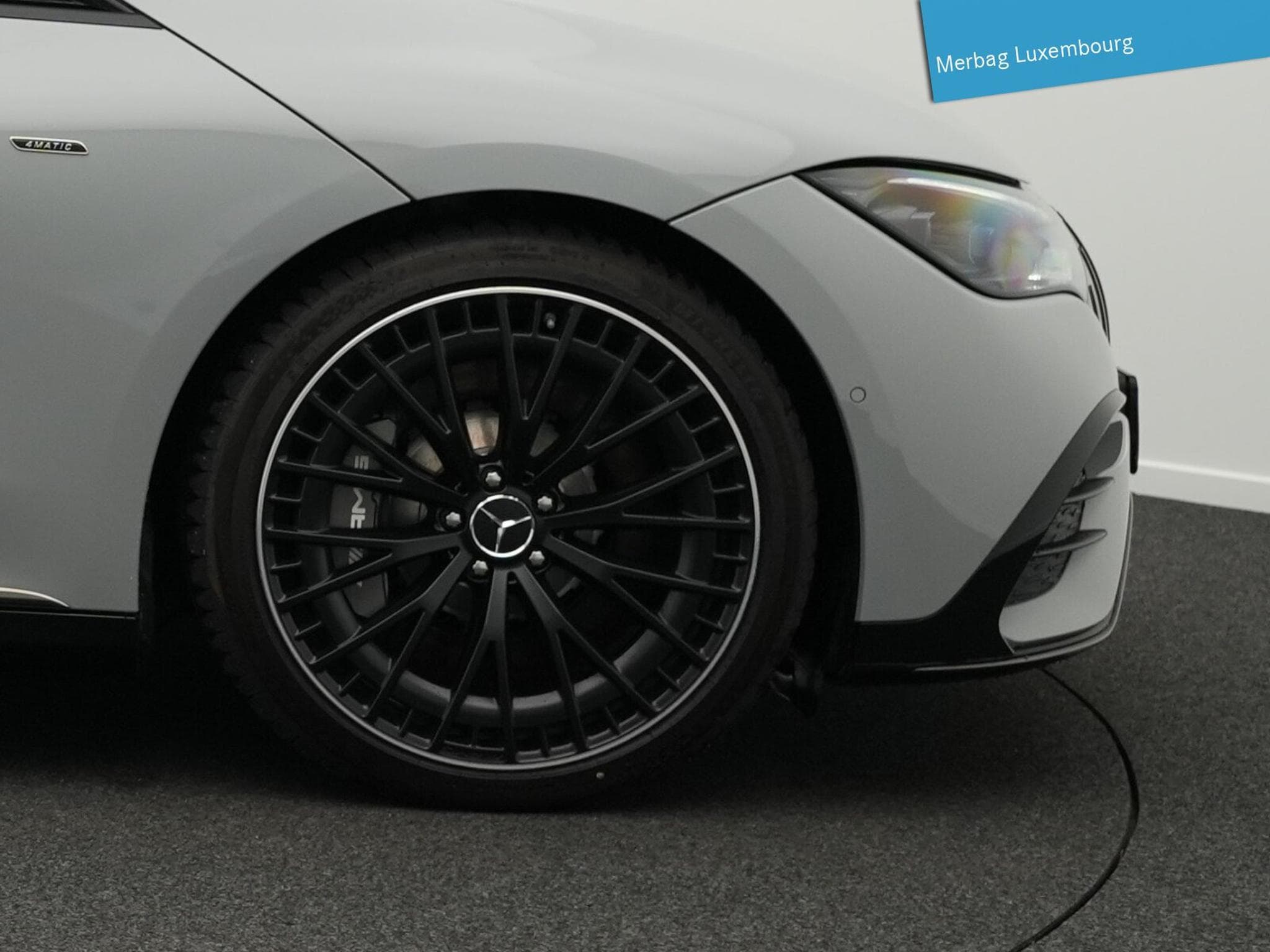 Mercedes EQE 4MATIC (2022) - Photo 6