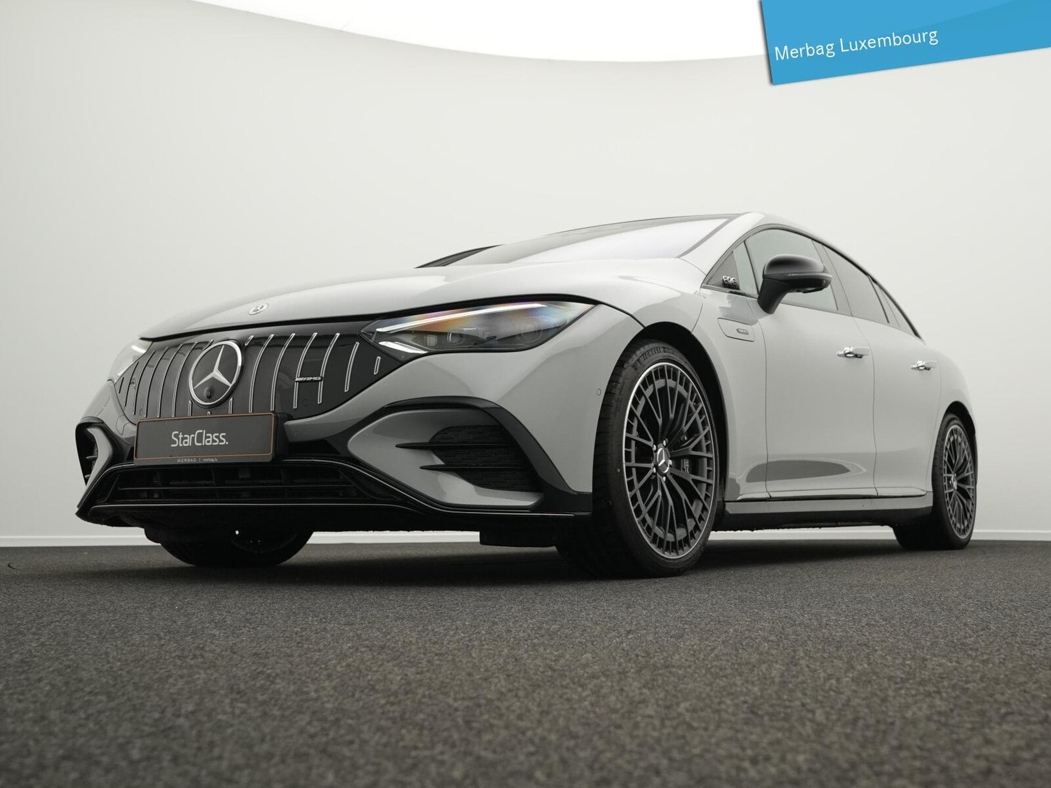 Mercedes EQE 4MATIC (2022) - Photo 8