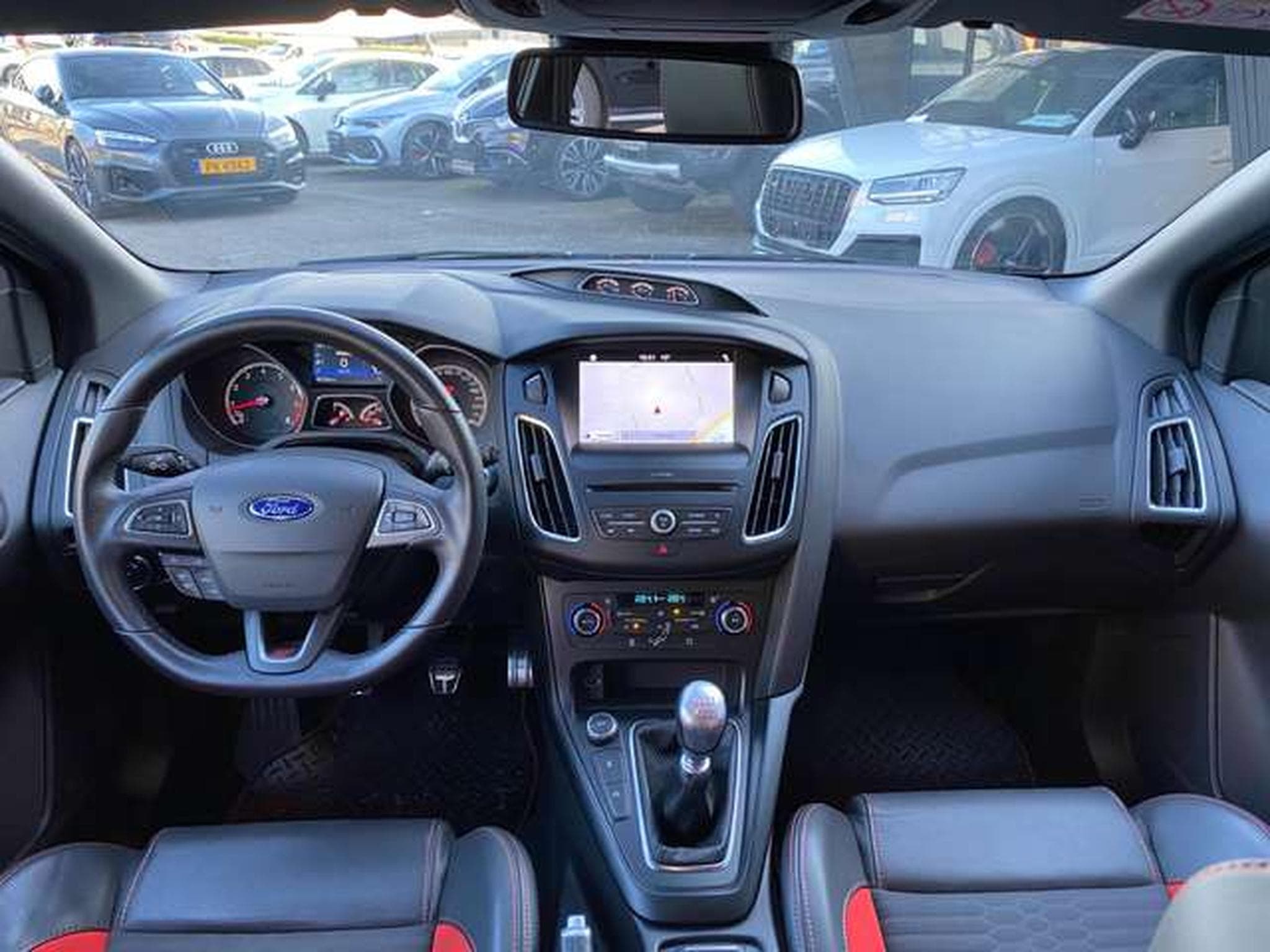 Ford Focus Focus 2.0ST - JUSQU'A 48 MOIS DE GARANTIE (2017) - Foto 17