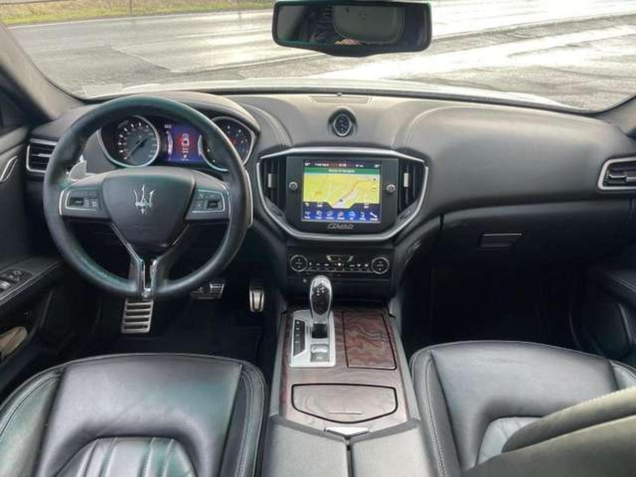 Maserati Ghibli S-Q4-3.0-V6-BITURBO-410PS  - VENTE PRIVE (2015) - Photo 16