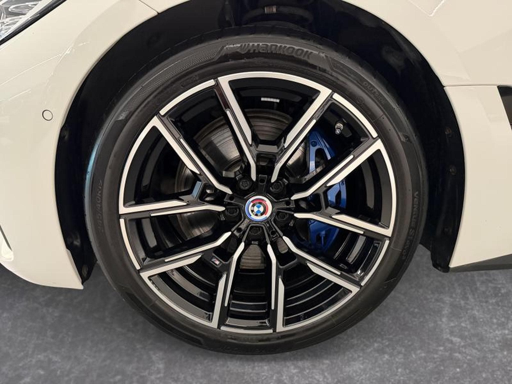 BMW 440 M440i (2023) - Foto 14