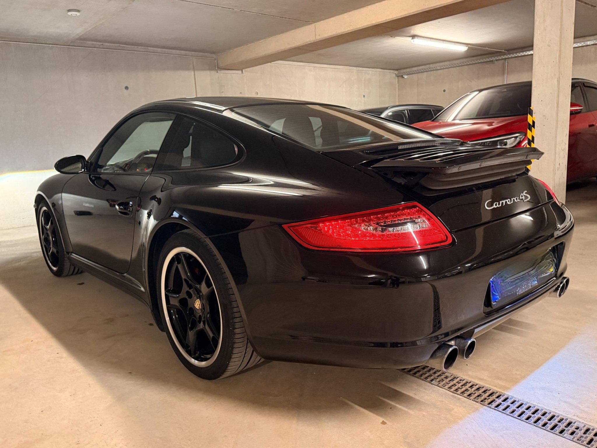 Porsche 911 Carrera 4 S (2008) - Photo 2