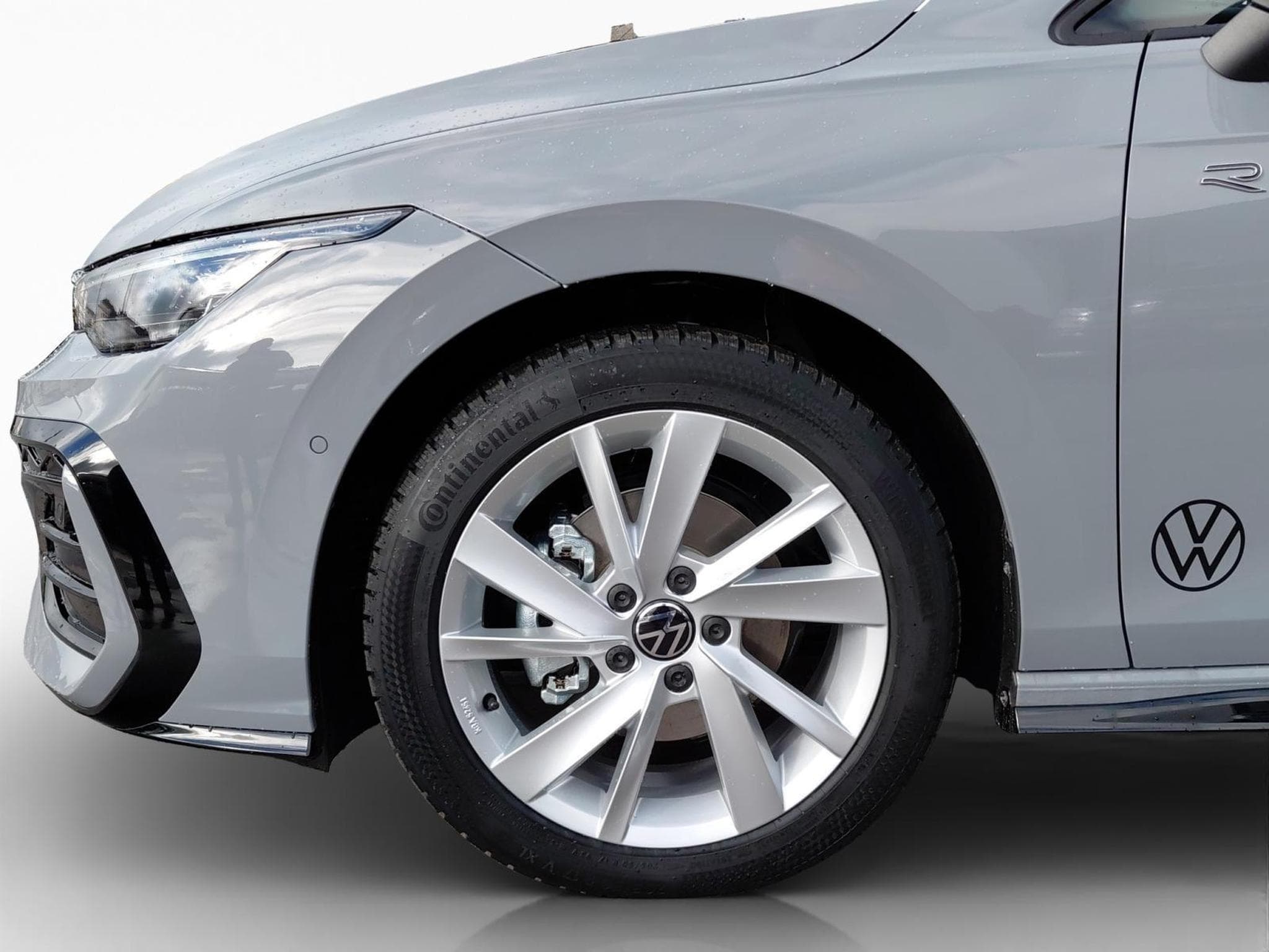 VW Golf R-Line (2026) - Photo 8