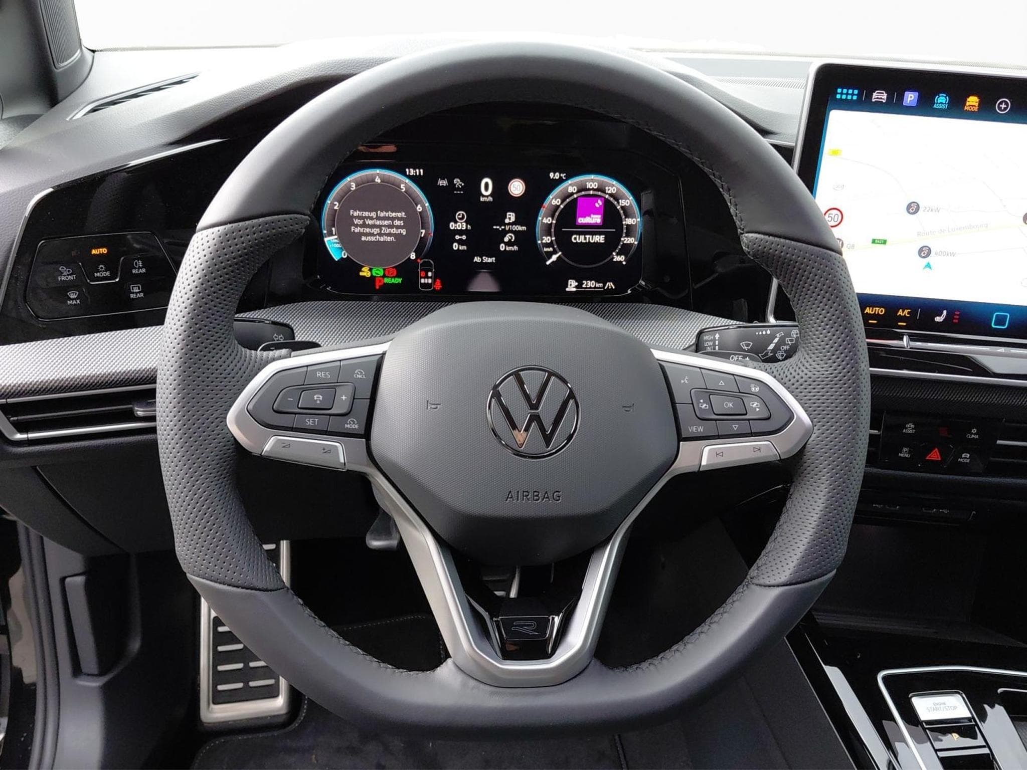 VW Golf R-Line (2026) - Photo 10