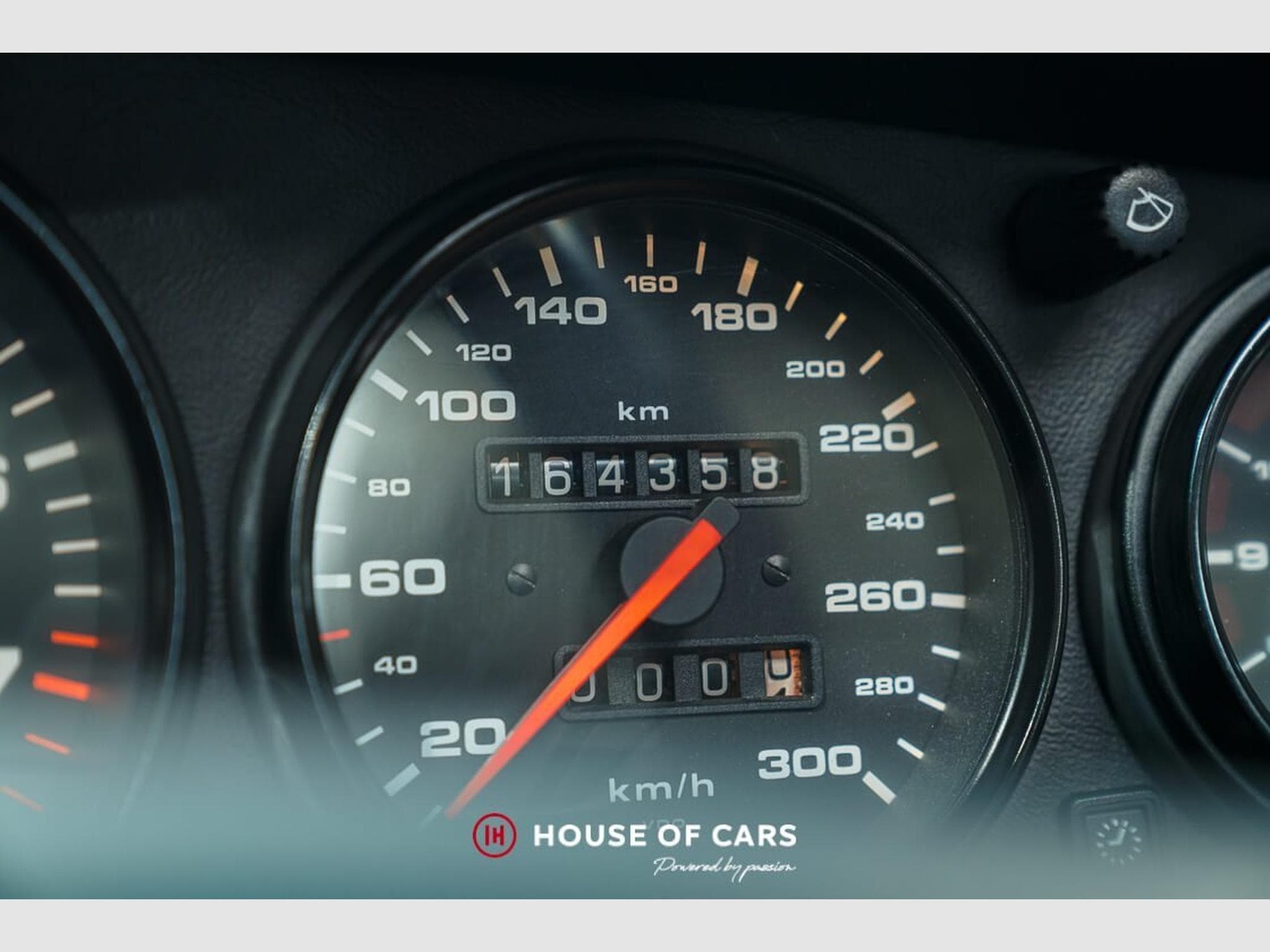 Porsche 911 993.1 Carrera Coupe - Manual - Black on Black - Best options (1994) - Photo 14